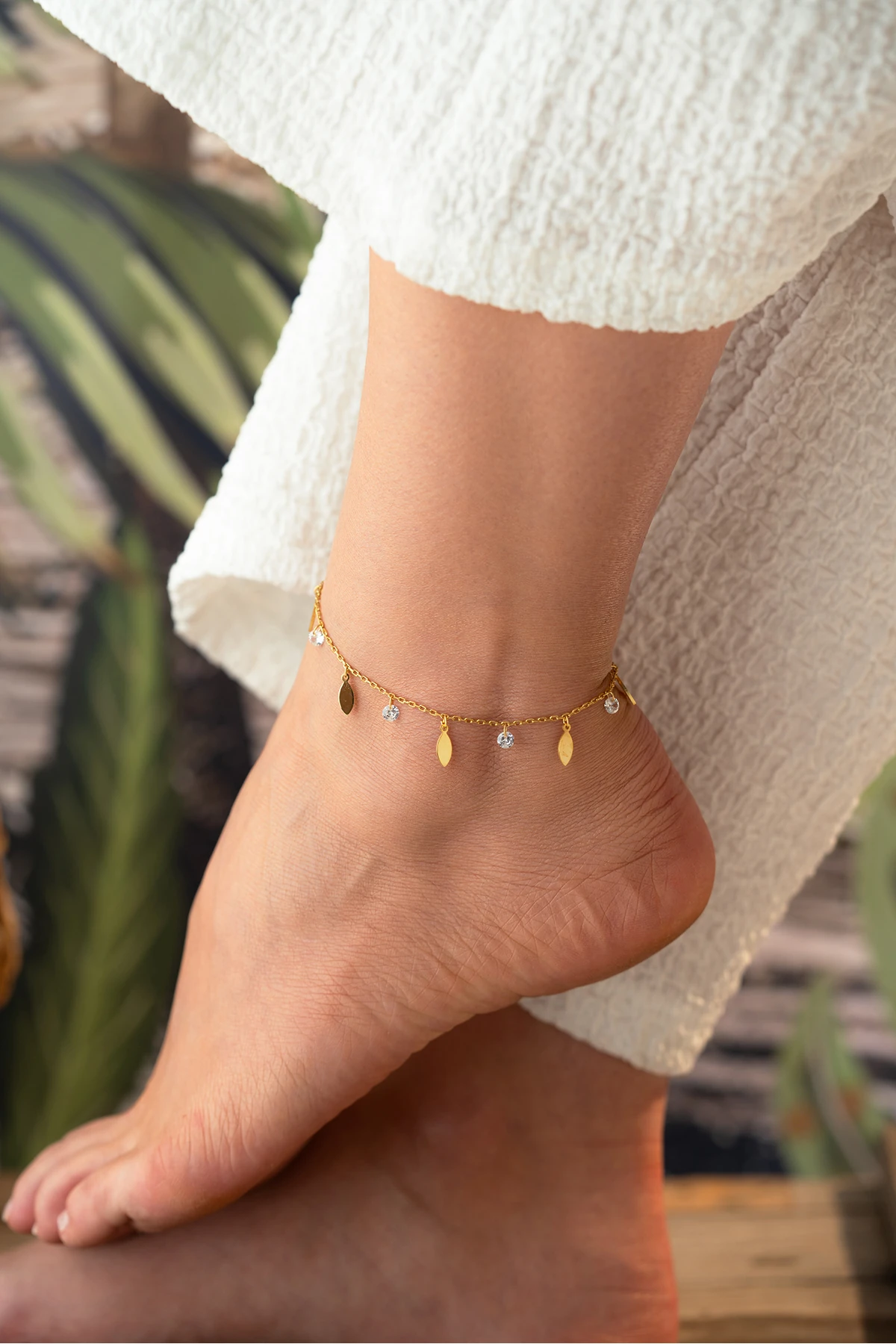 Gümüş Taşlı Mekik Figürlü Halhal