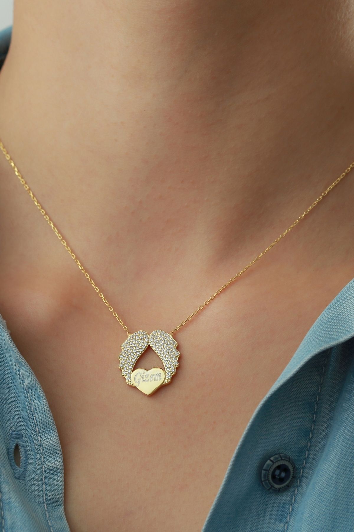 Gümüş Isimli Kanatlı Kalp Kolye