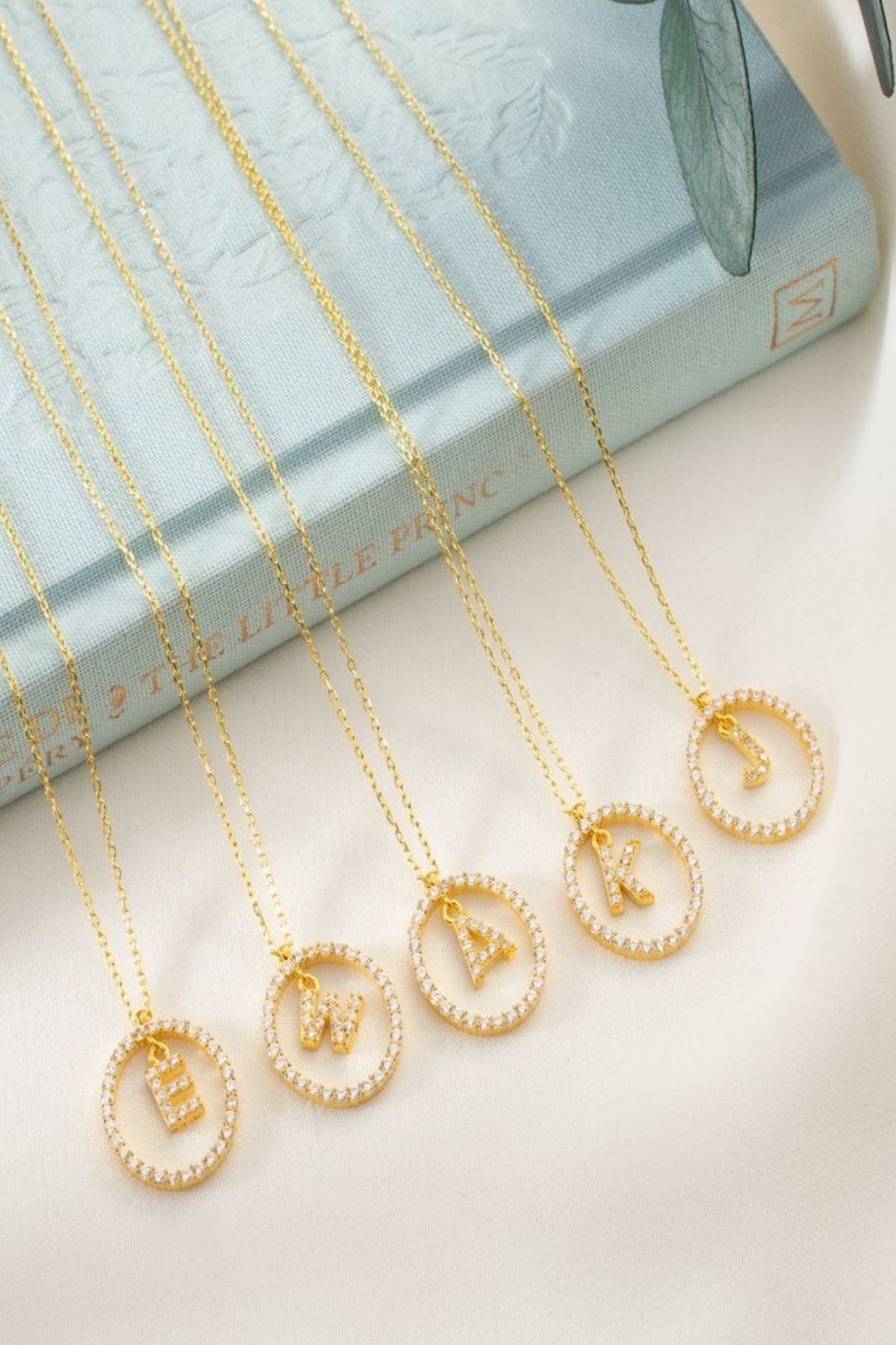 Gümüş Kişiye Özel Harfli Kolye