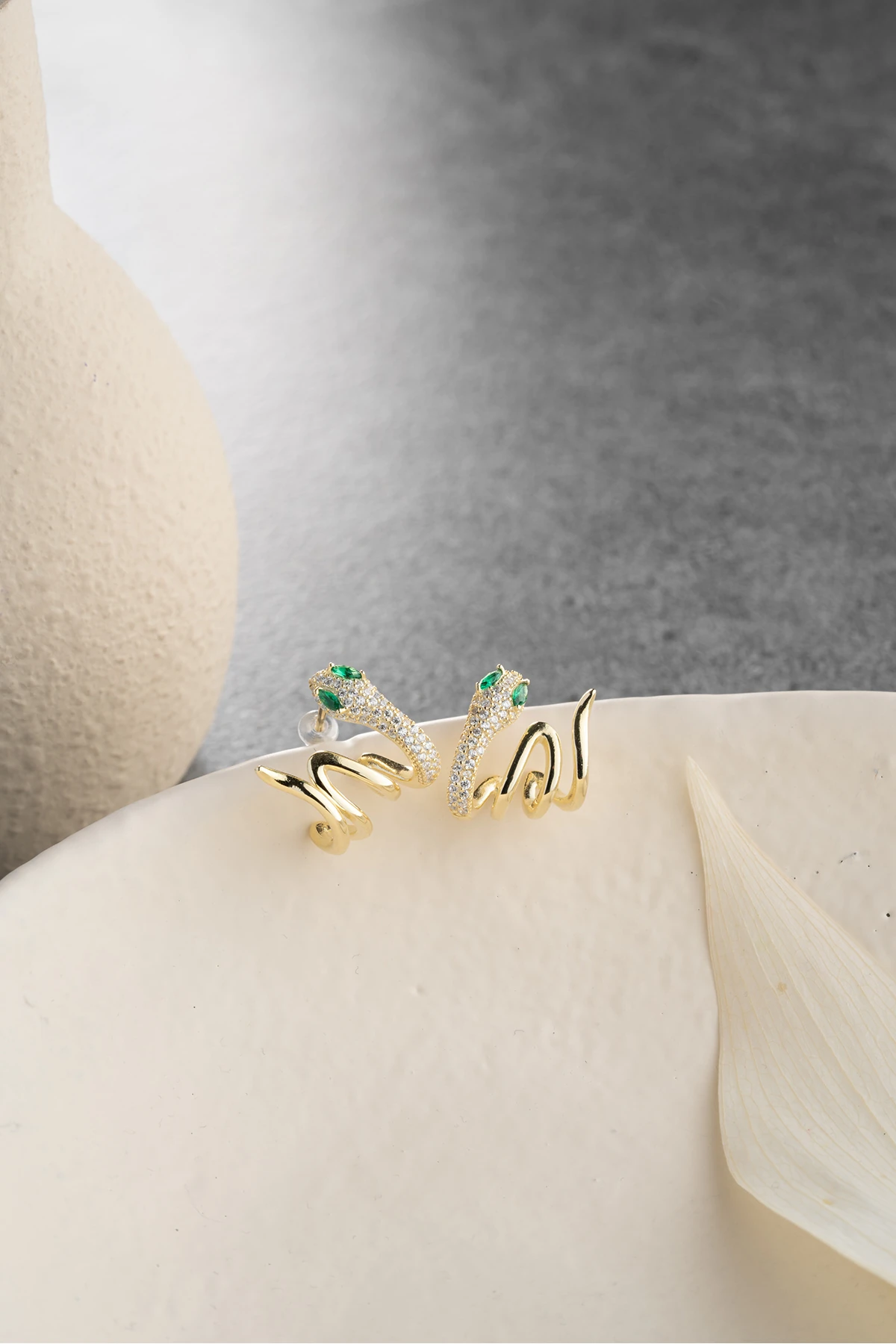 Gümüş Yılan Küpe