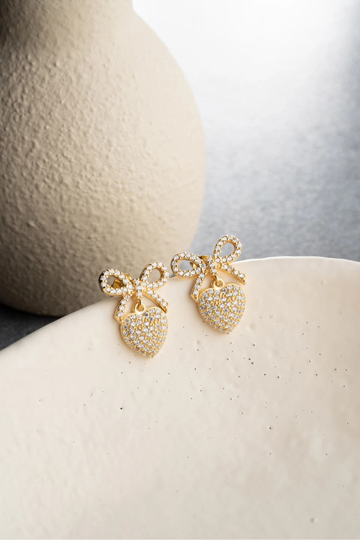 Gümüş Gold Fiyonklu Kalp Küpe