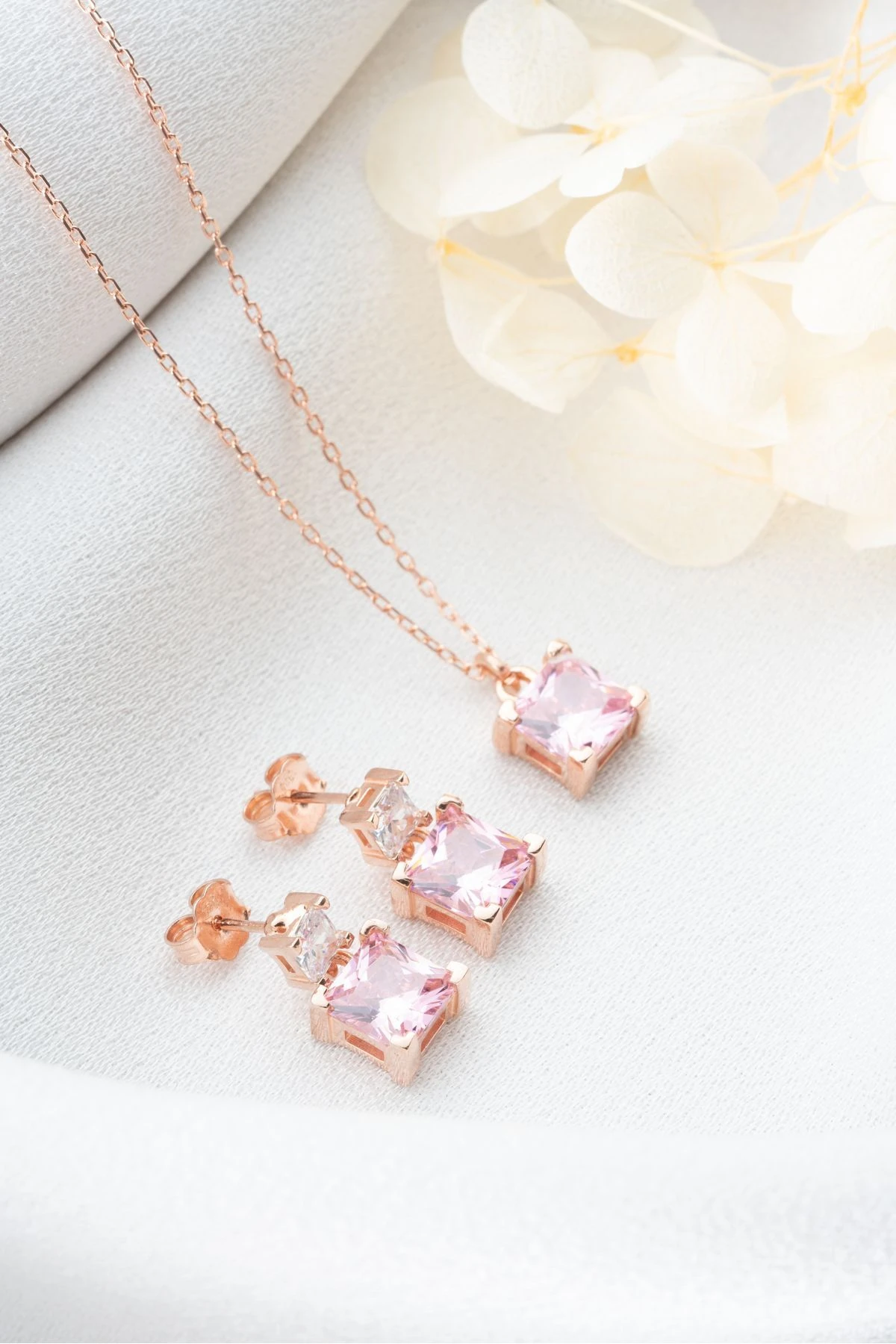 Gümüş Pembe Baget Taşlı Kolye Küpe Seti