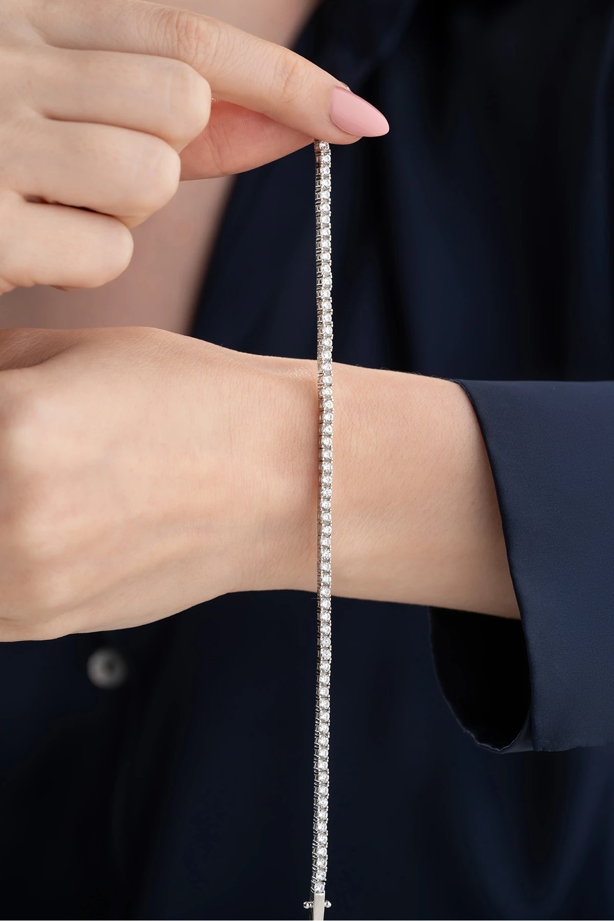 Gümüş Zirkon Taşlı Su Yolu Bileklik