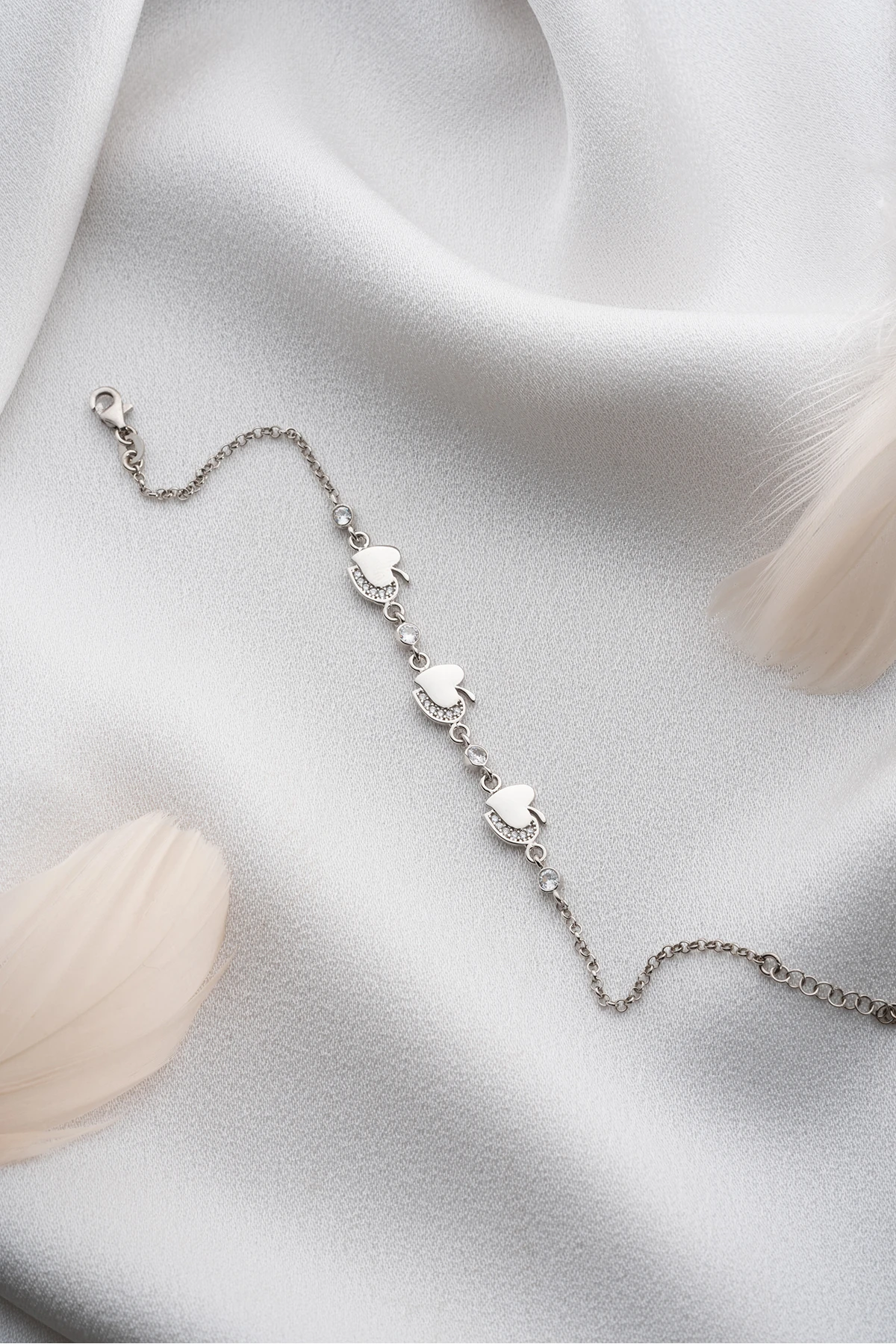 Gümüş Yarım Kalp Elma Bileklik