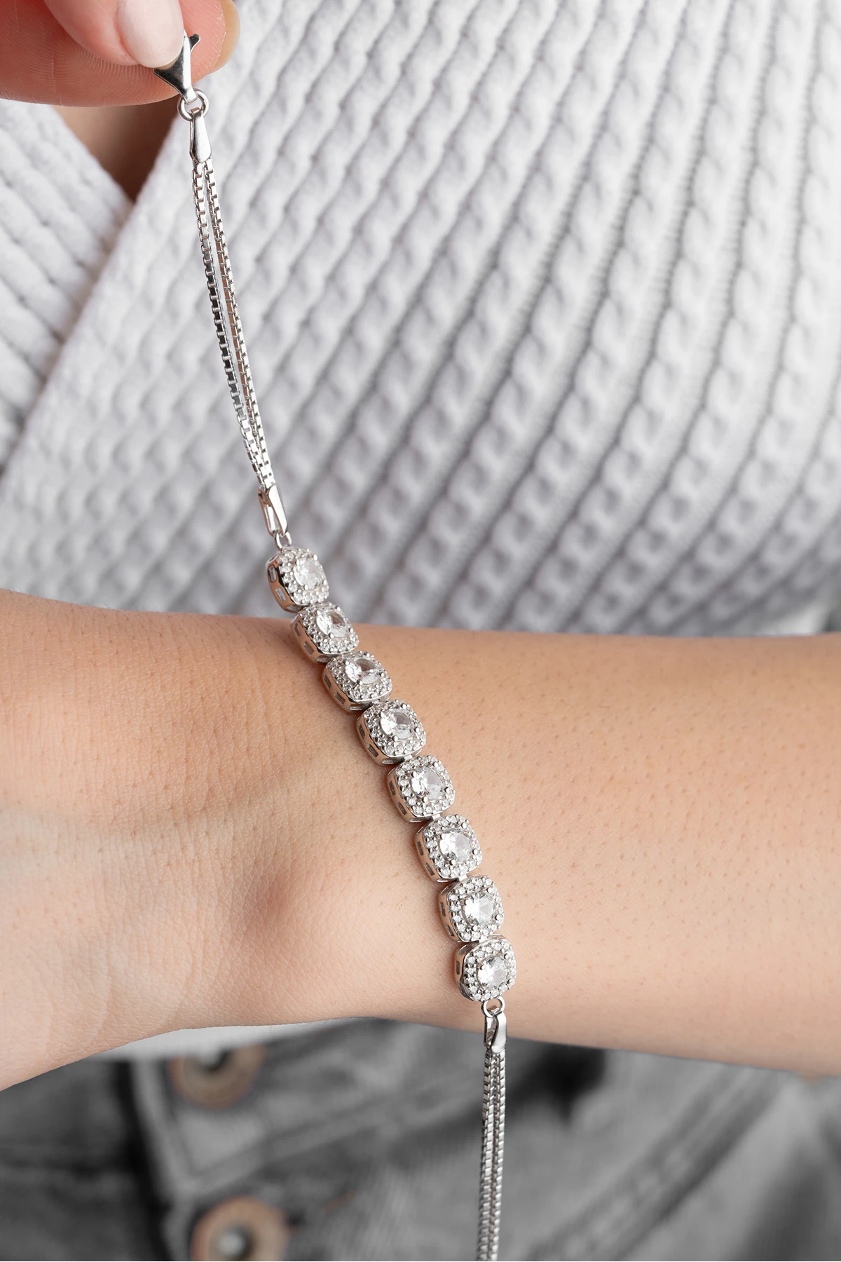 Gümüş Baget Model Taşlı Bileklik