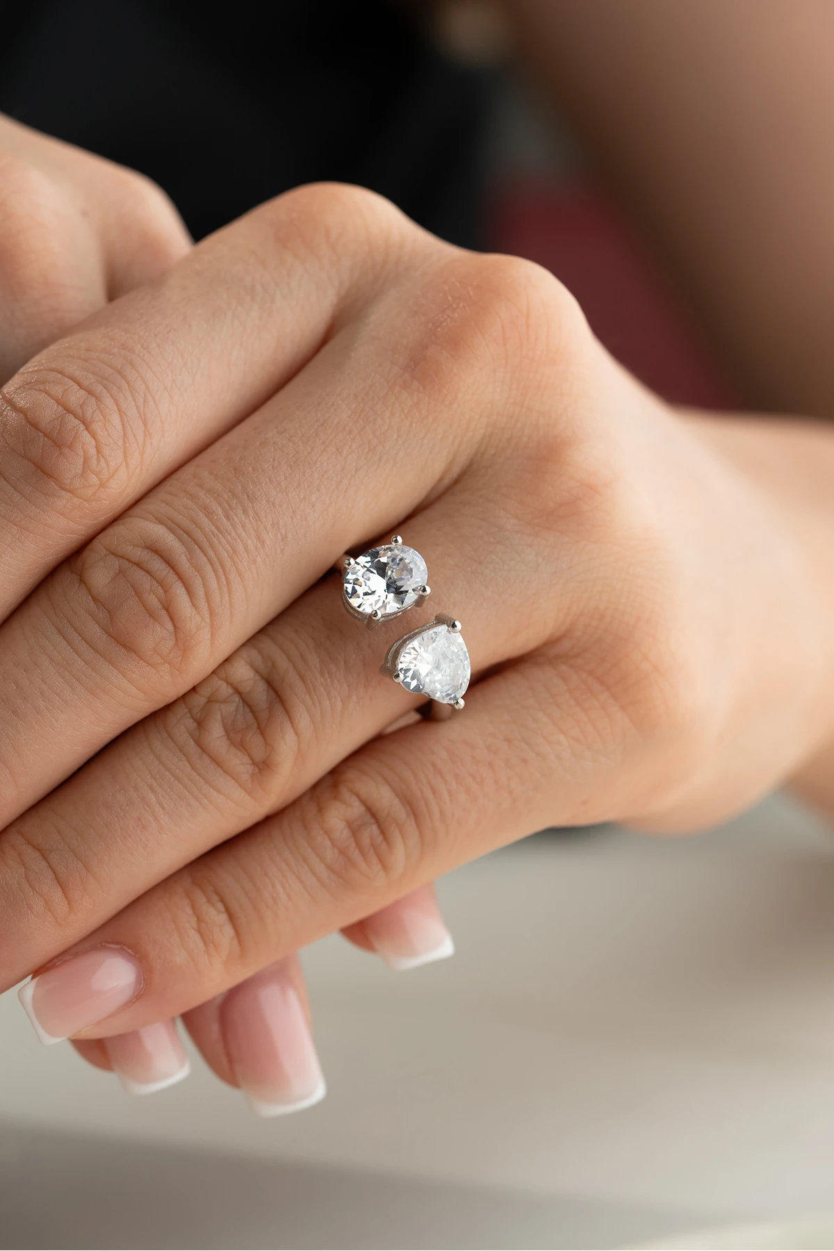 Gümüş Taşlı Model Yüzük