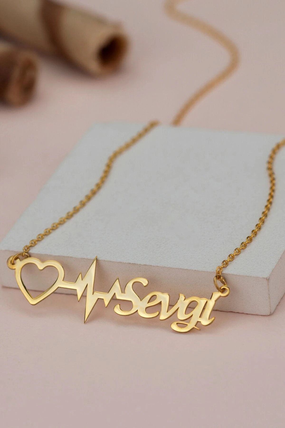 Gümüş Isimli Kalp Ritim Kolyesi