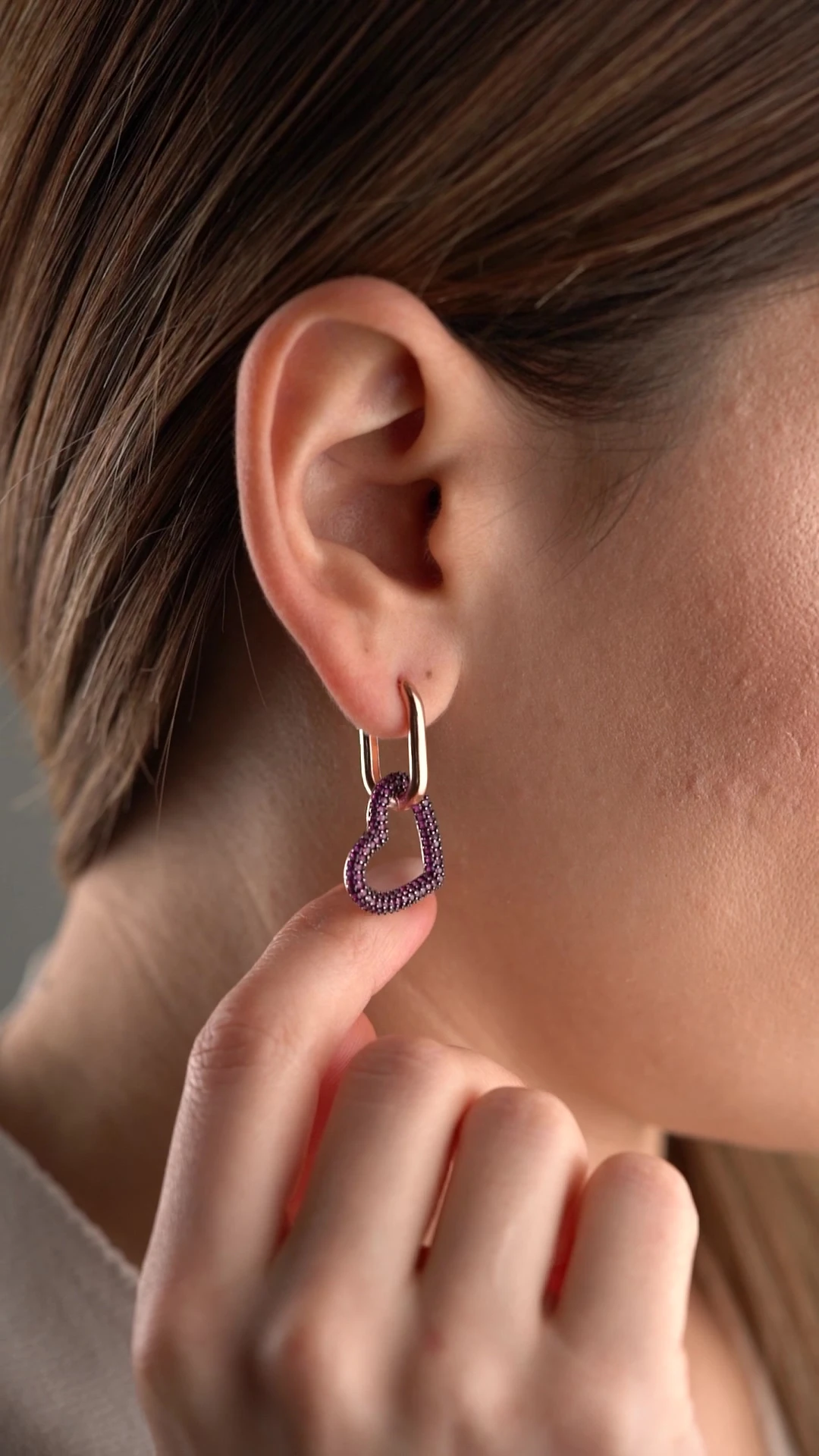 Gümüş Sallantılı Kalp Küpe