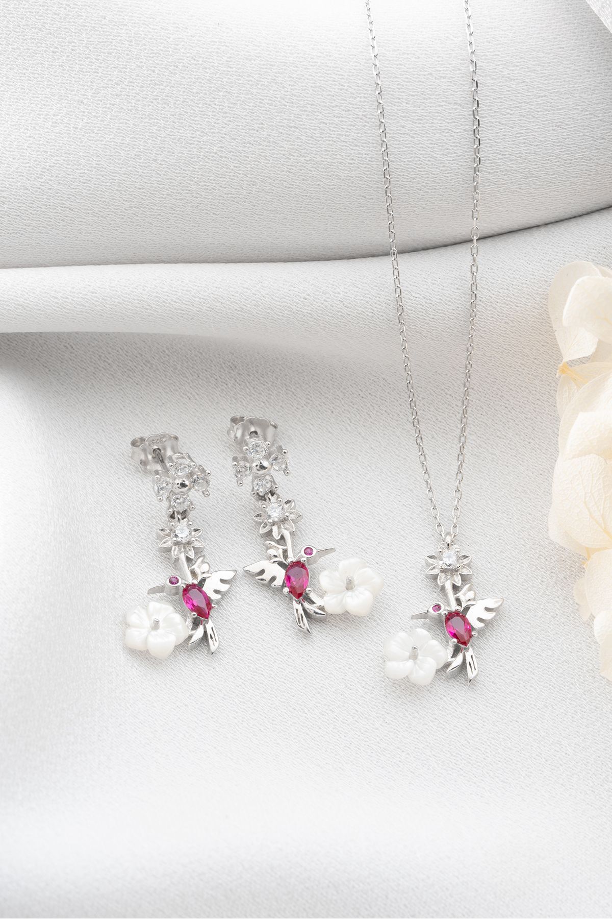 Gümüş Sedefli Arı Kuşu Kolye Küpe Seti