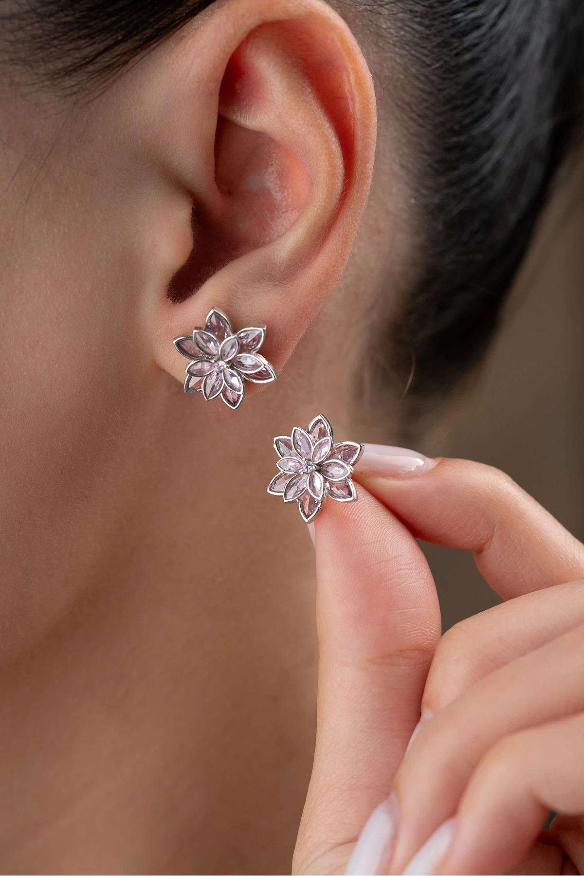 Gümüş Pembe Taşlı Lotus Küpe