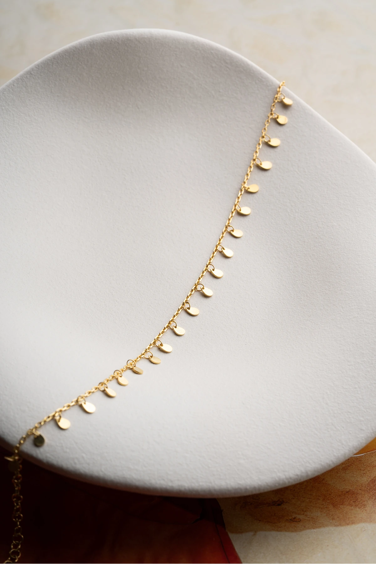 Gümüş Pullu Halhal