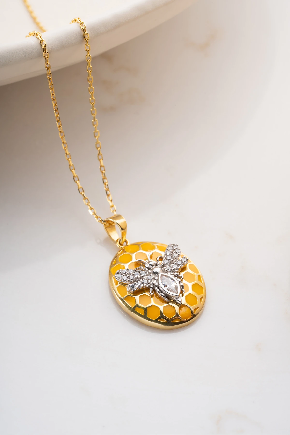 Gümüş Arı Petek Kolye