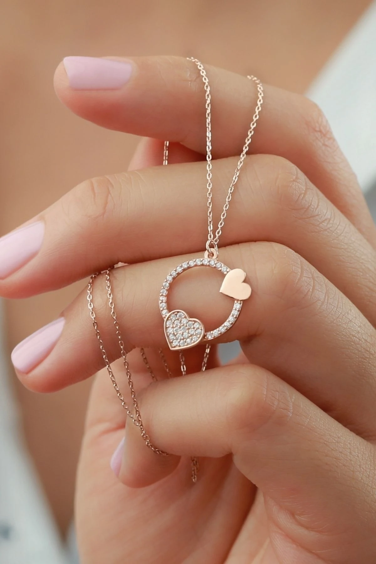 Gümüş Kalpli Halka Kolye