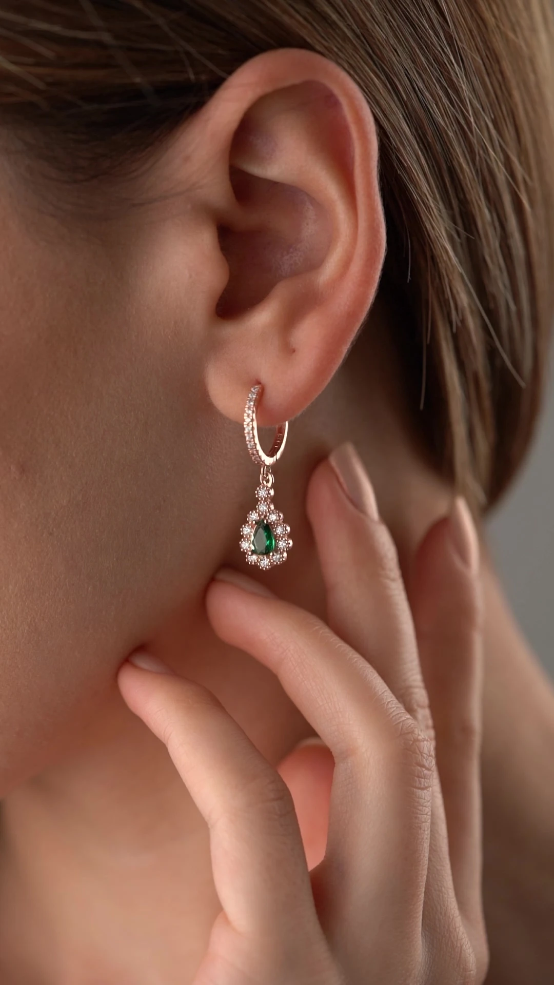 Gümüş Zümrüt Yeşili Damla Küpe