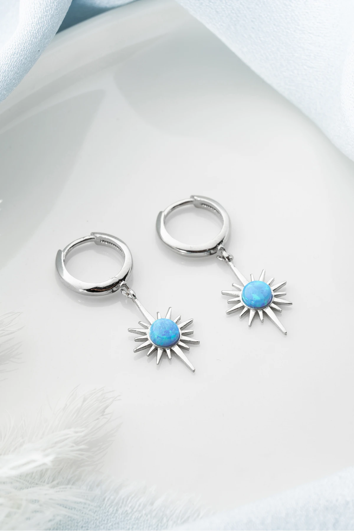 Gümüş Opal Taşlı Kutup Yıldızı Küpe