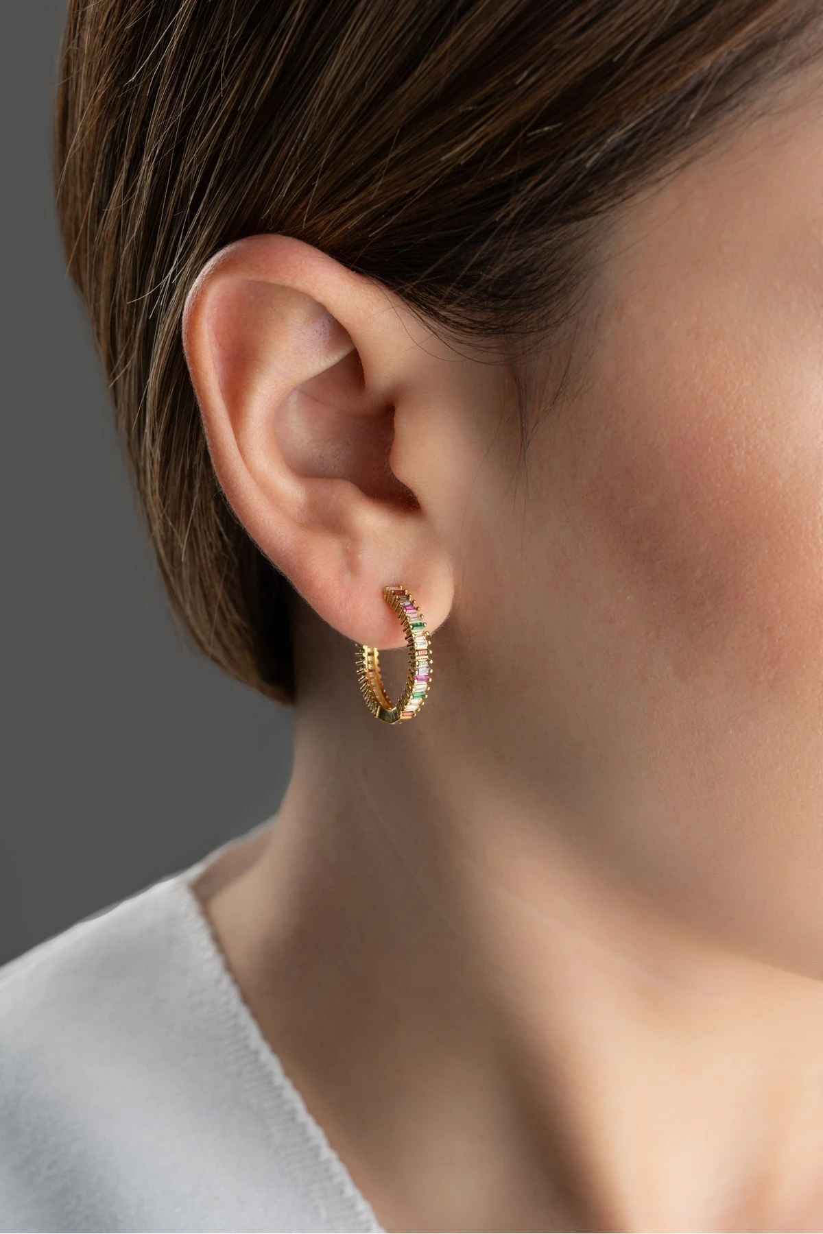 Gümüş Renkli Taşlı Küçük Boy Halka Küpe