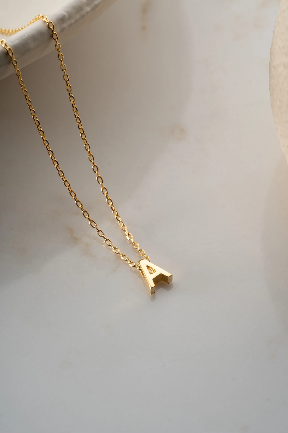 Gümüş Kişiye Özel Harf Kolye