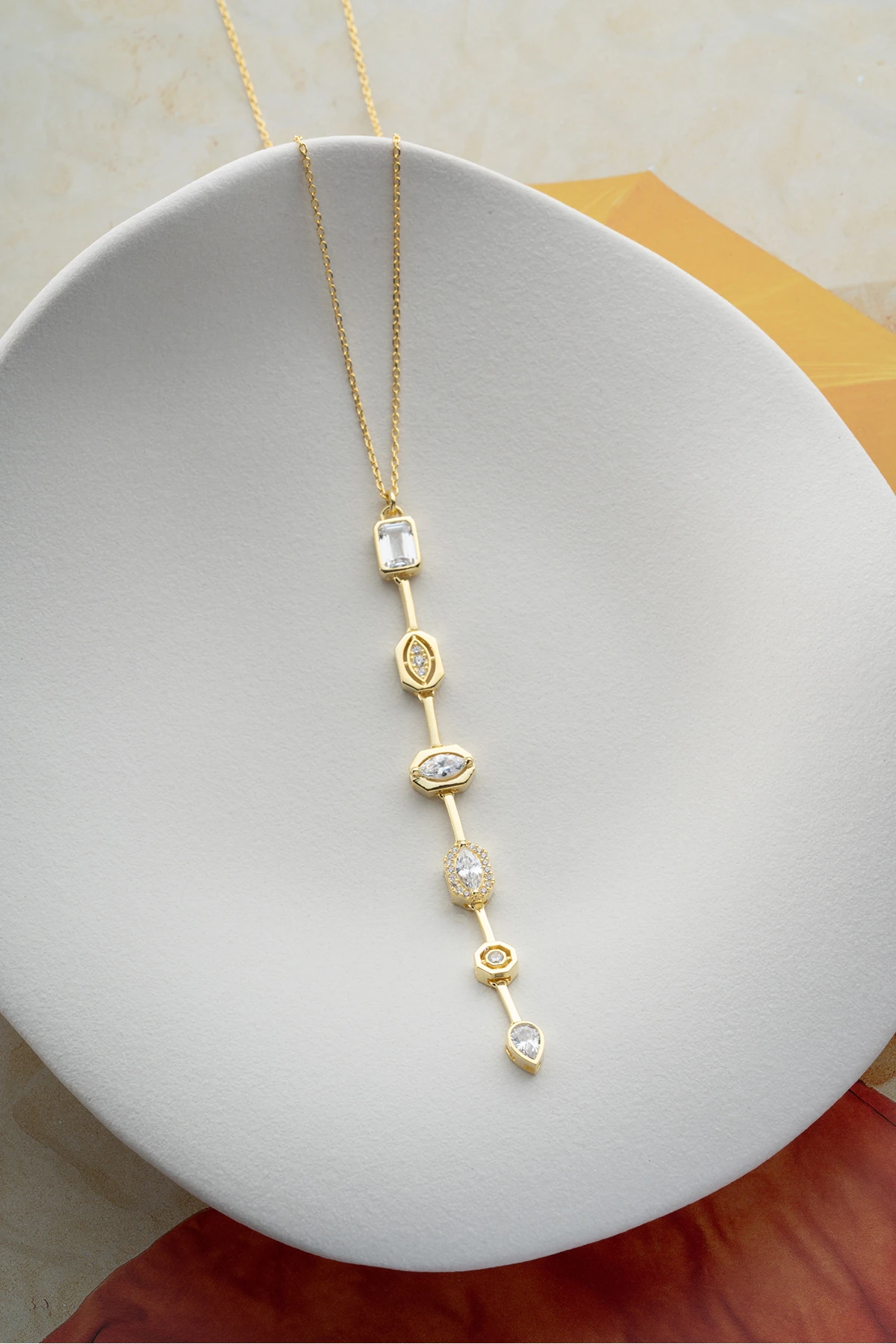 Gümüş Trend Kolye