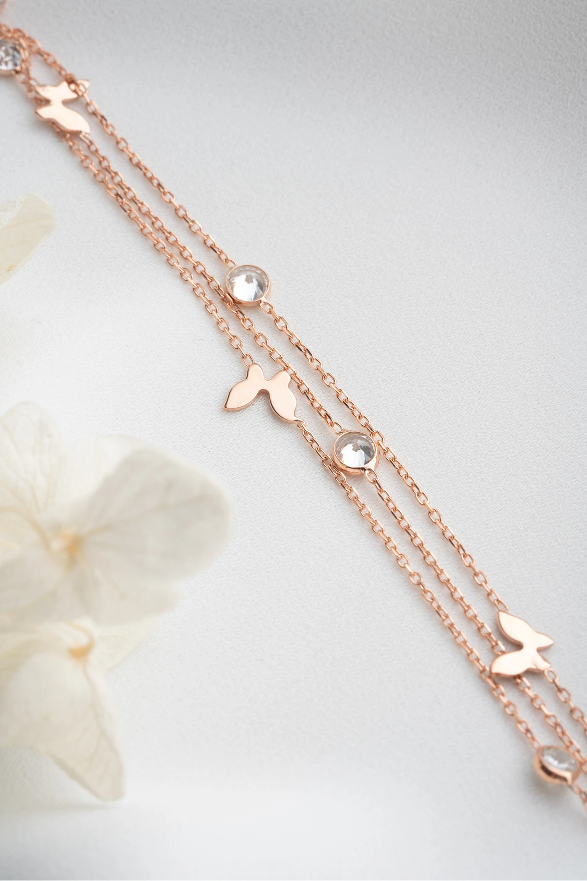 Gümüş Rose Kelebek Figürlü Trend Bileklik