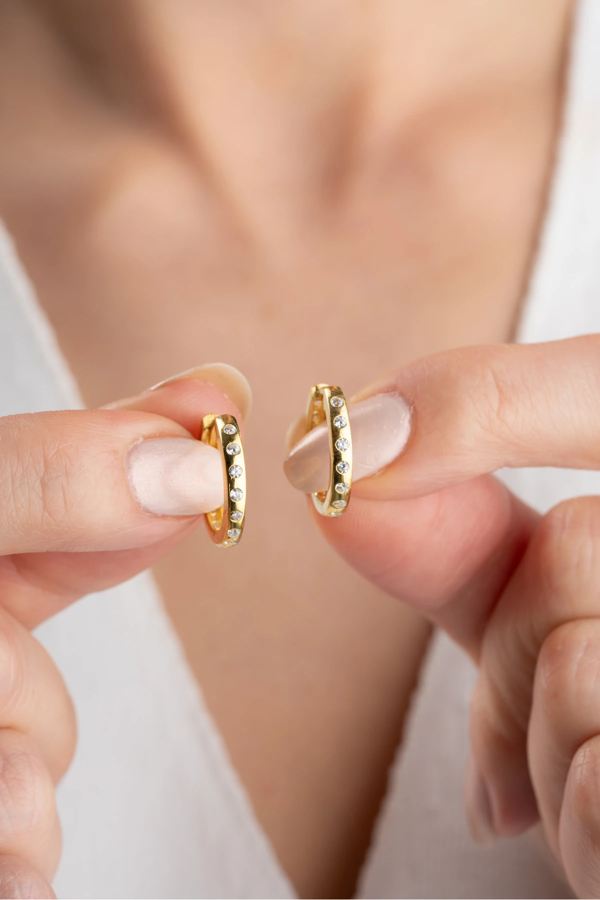 Gümüş Zirkon Taşlı Halka Küpe