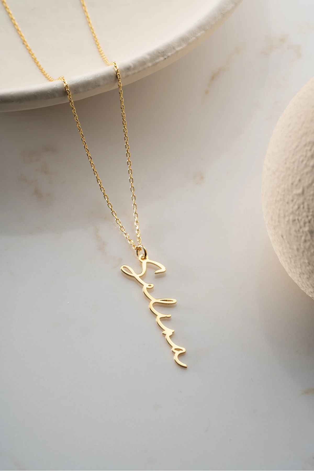 Gümüş Kişiye Özel İsimli Kolye