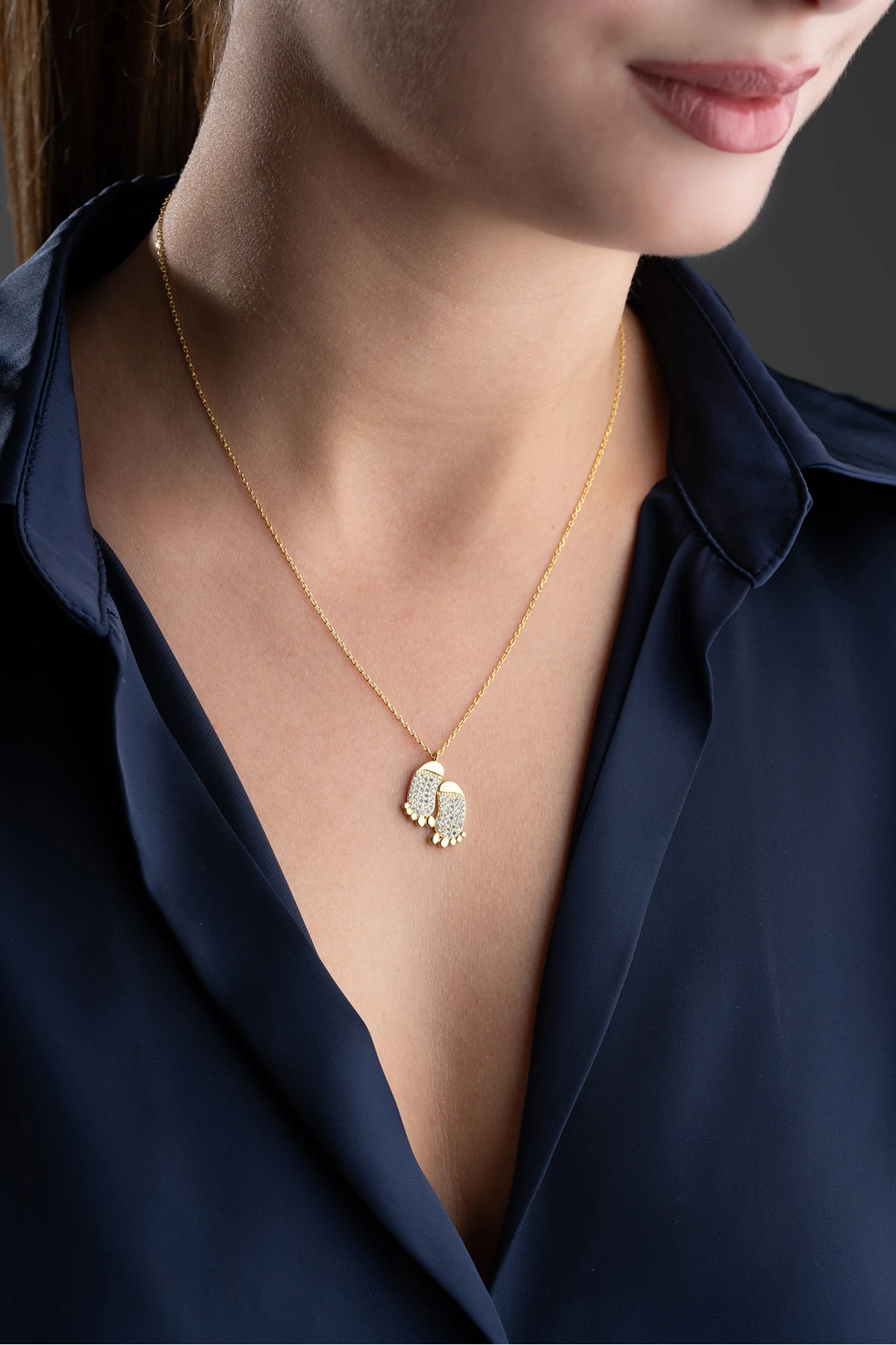 Gümüş Gold Zirkon Taşlı Ayak Kolye