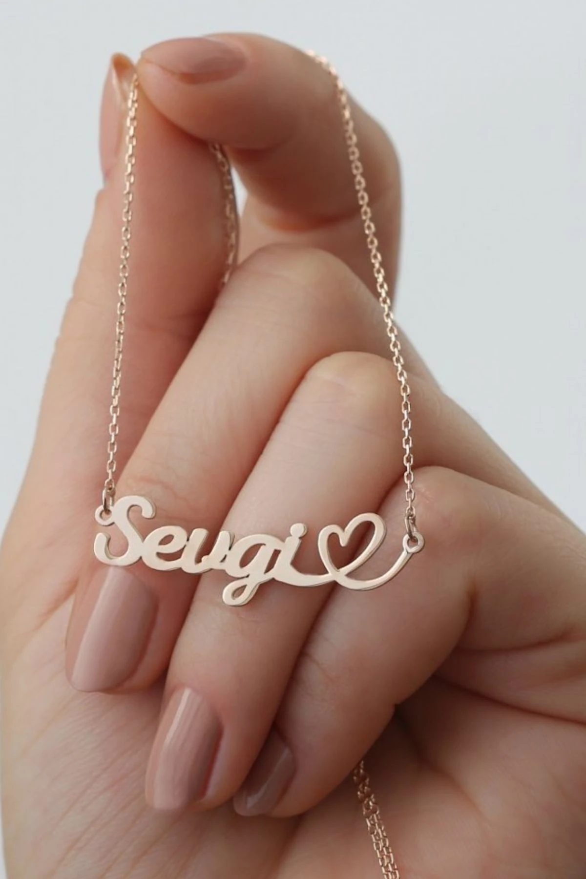 Gümüş Kişiye Özel Isimli Kalpli Kolye