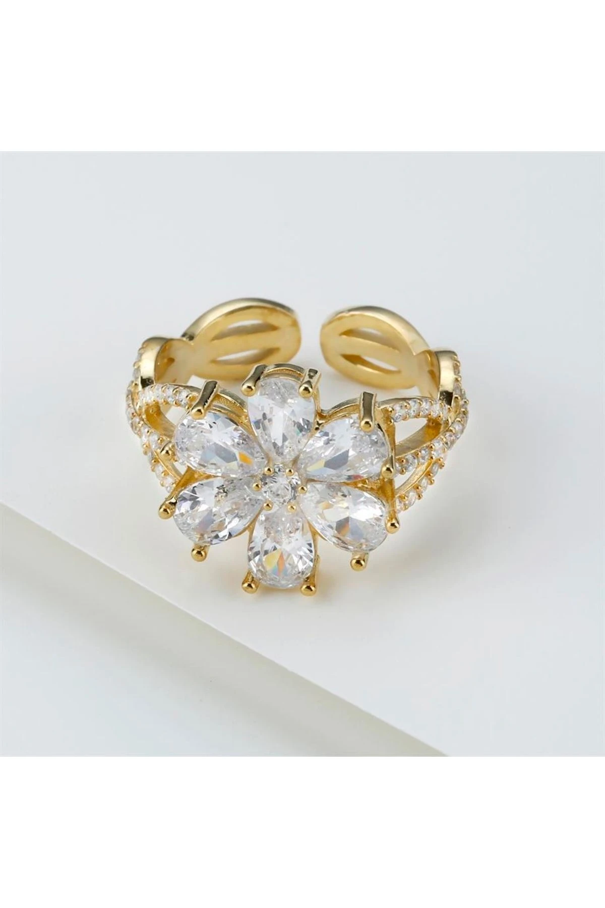 Gümüş Lotus Çiçeği Yüzük