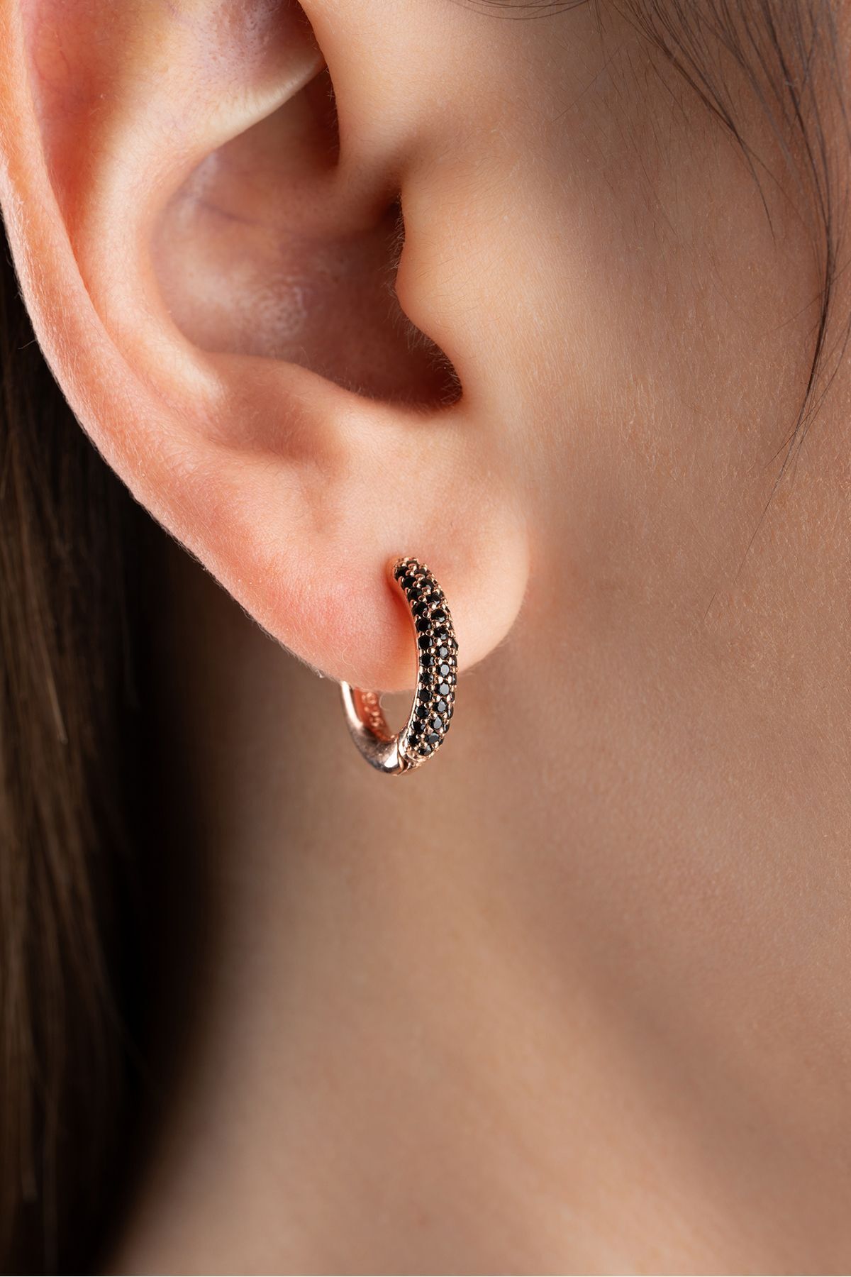 Gümüş Siyah Zirkon Taşlı Halka Küpe