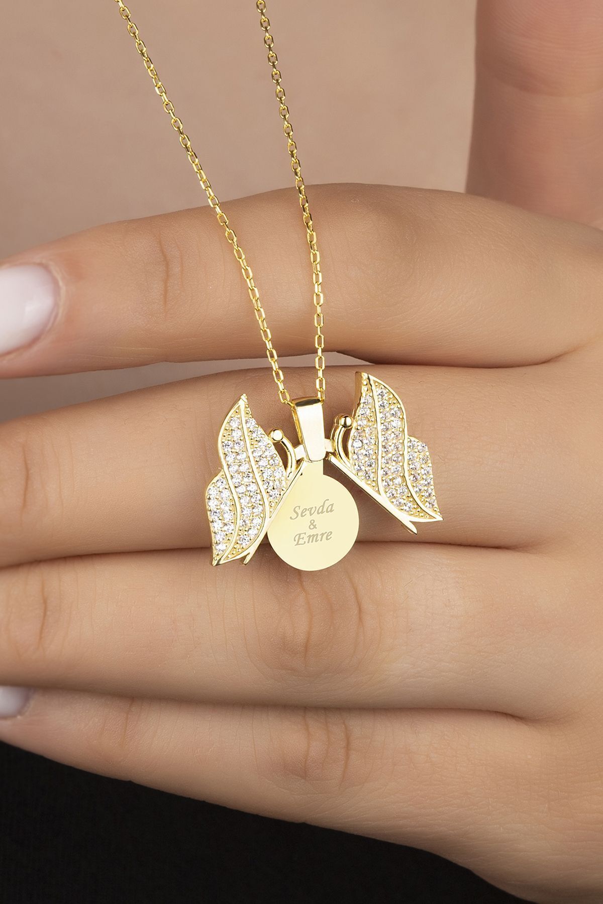 Gümüş Gold Açılabilen Isimli Kelebek Kolye