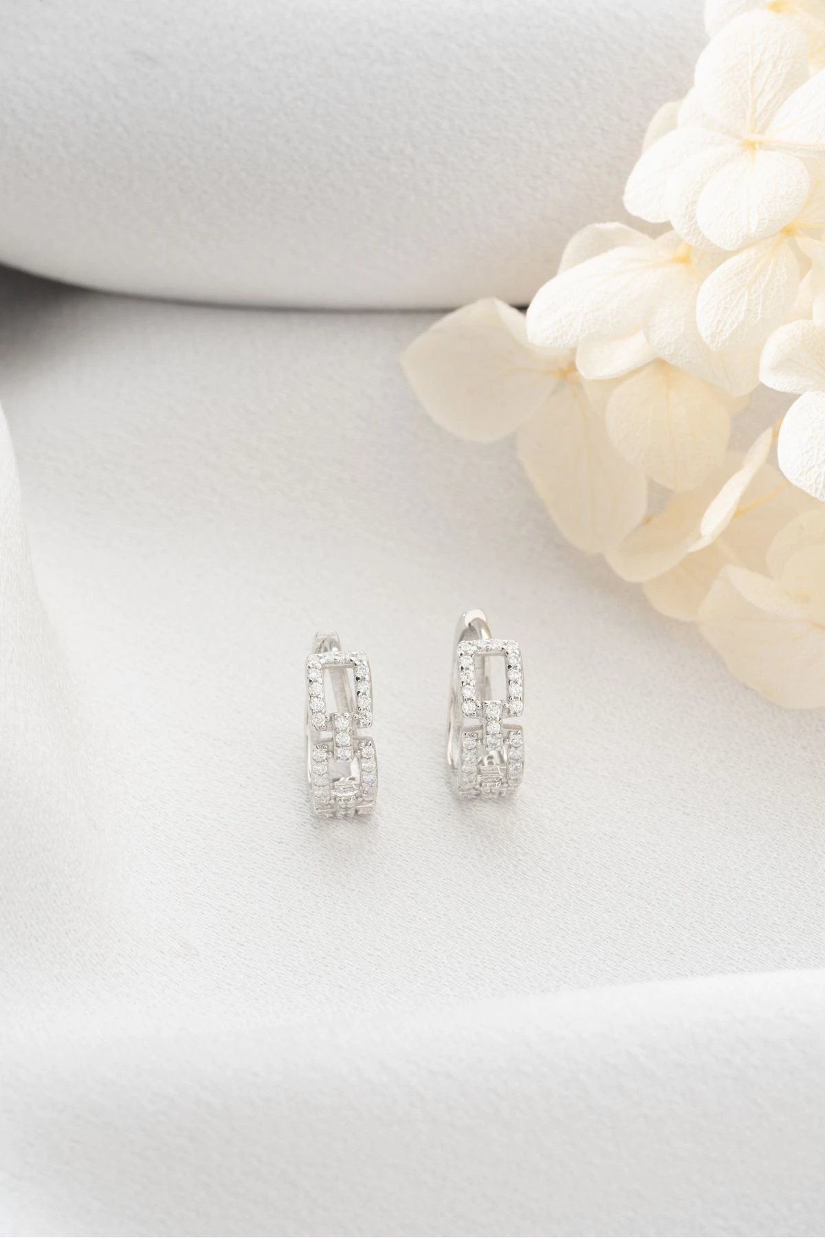 Gümüş Kare Örgü Halka Küpe