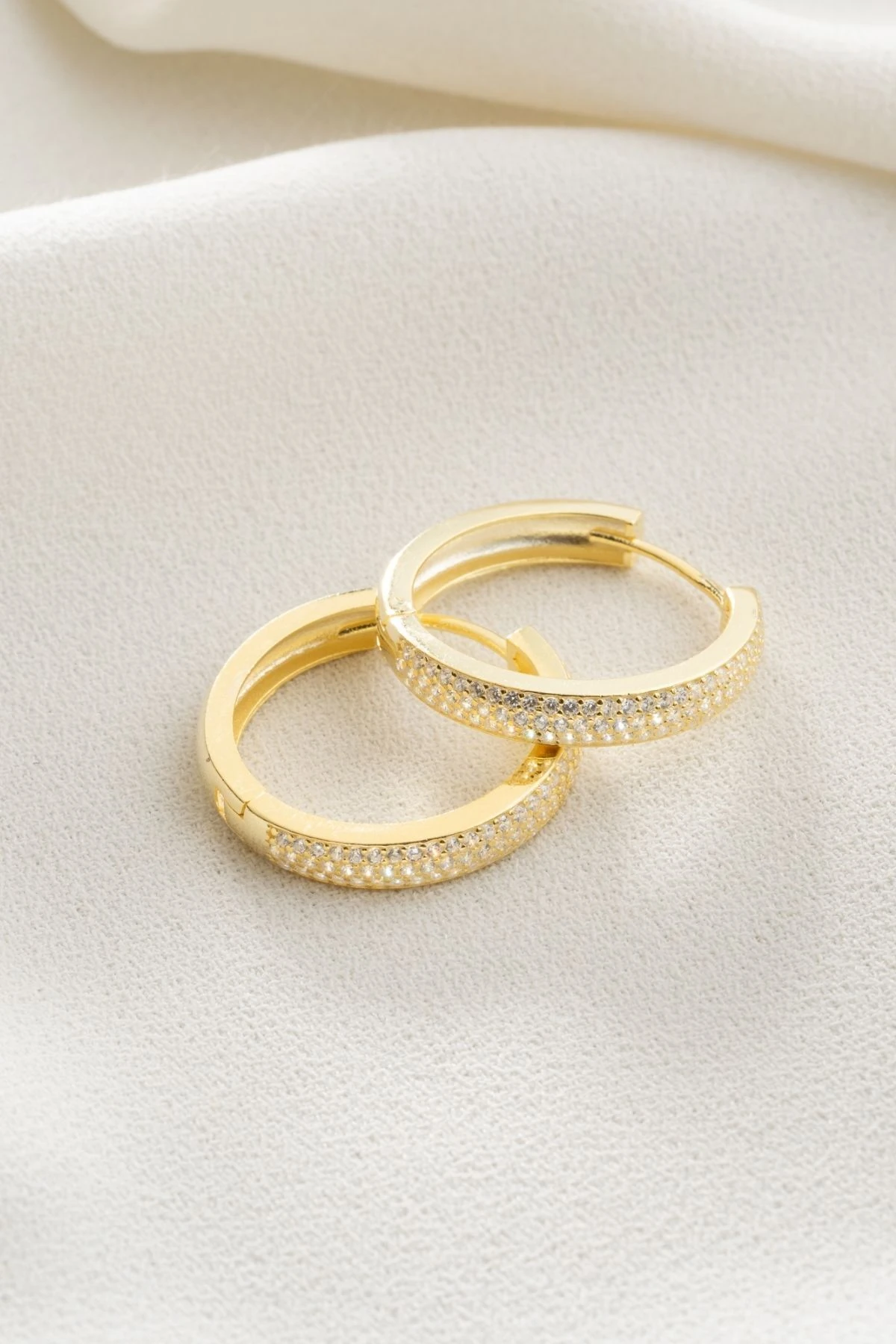 Gümüş Zirkon Taşlı Halka Küpe