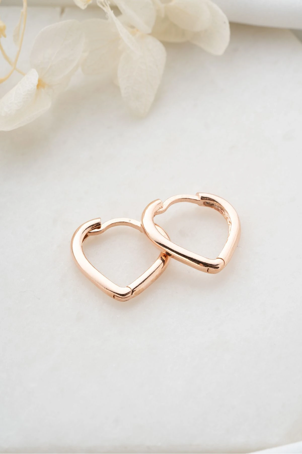 Gümüş Taşsız Kalp Küpe