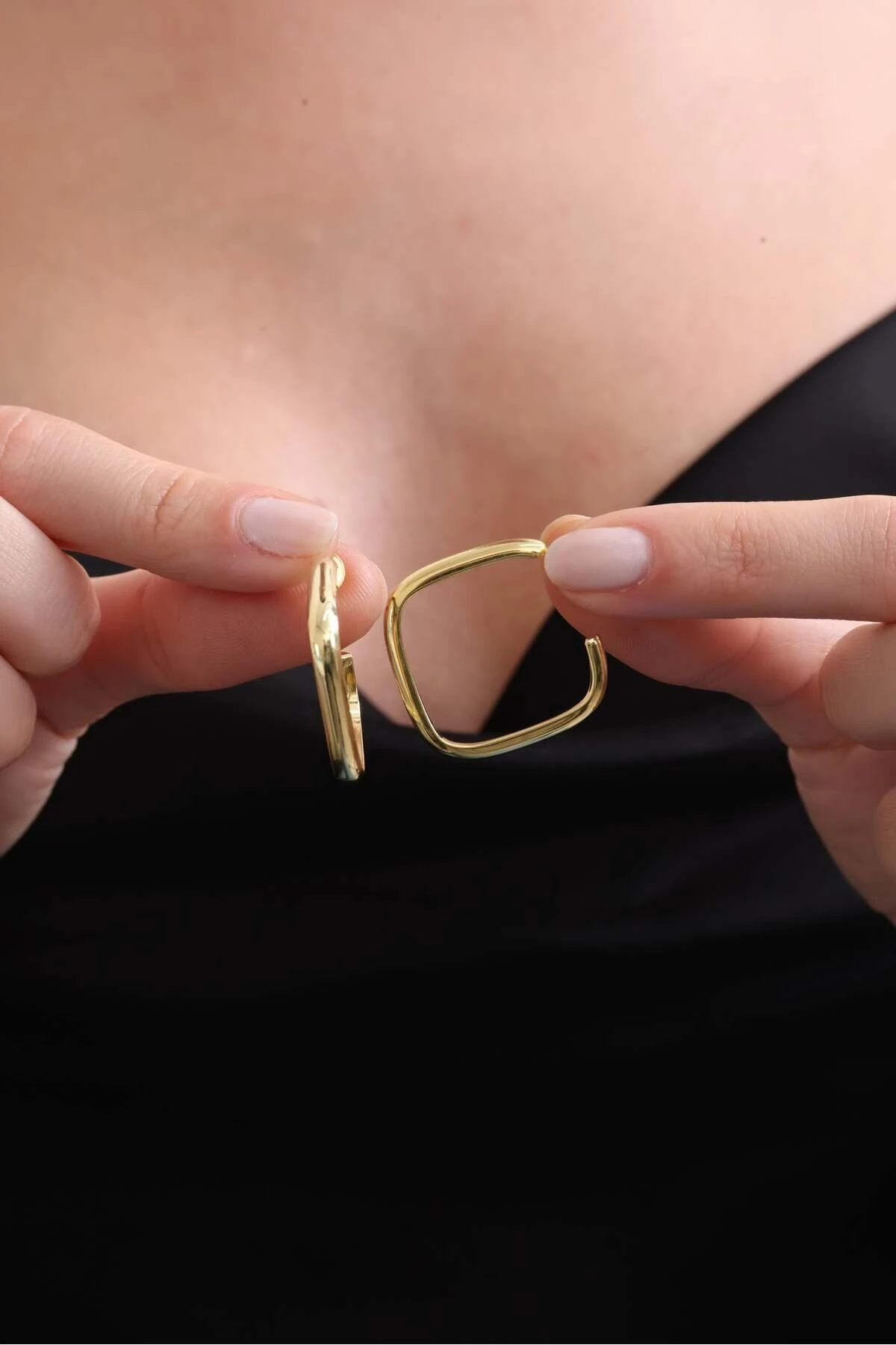 Gümüş Dörtgen Küpe