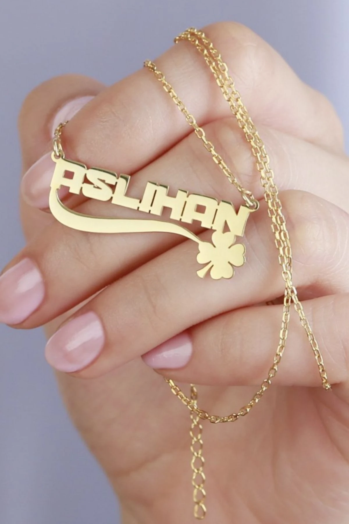 Gümüş Yoncalı Isimli Kolye