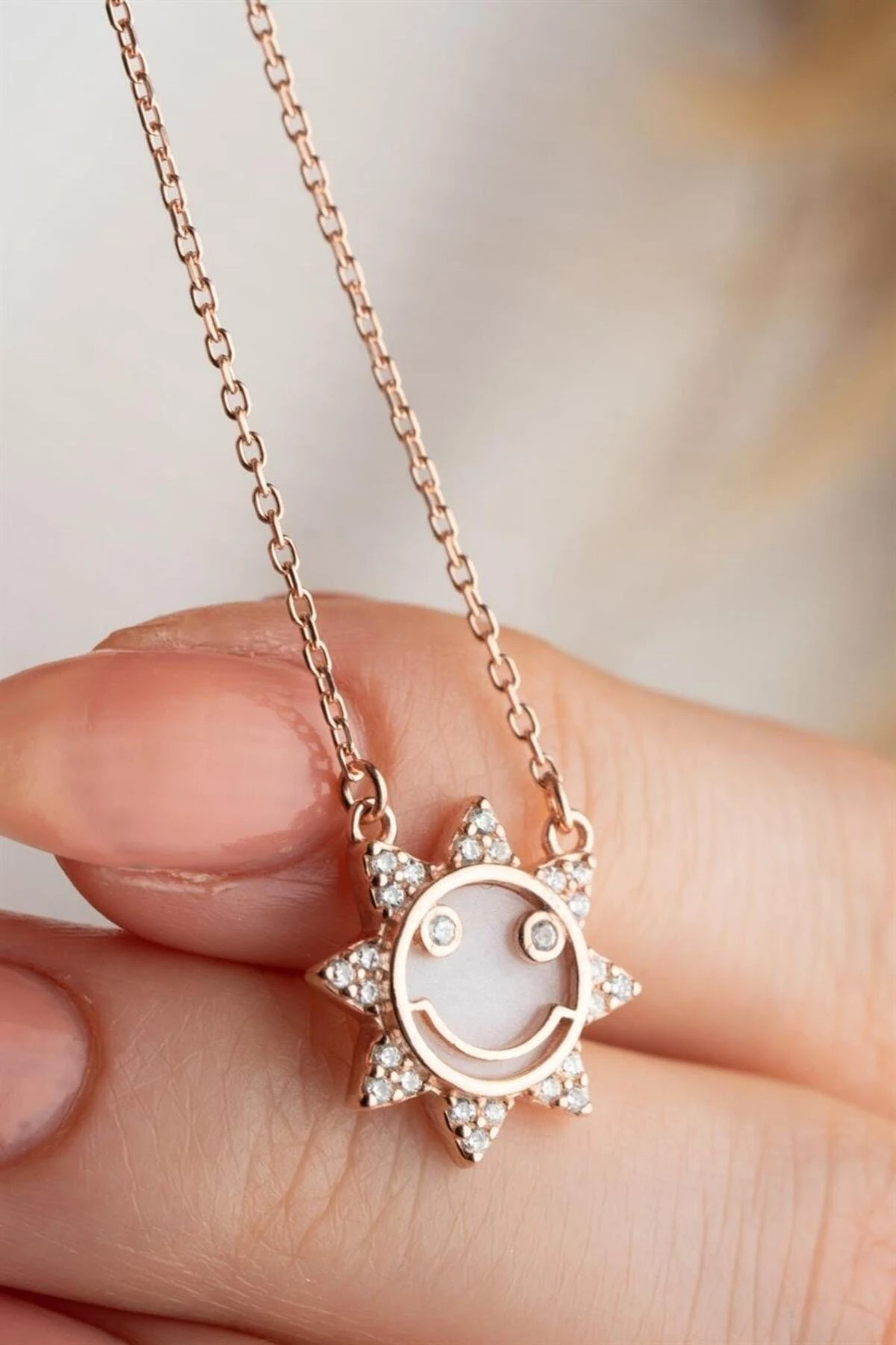 Gümüş Güneş Kolye