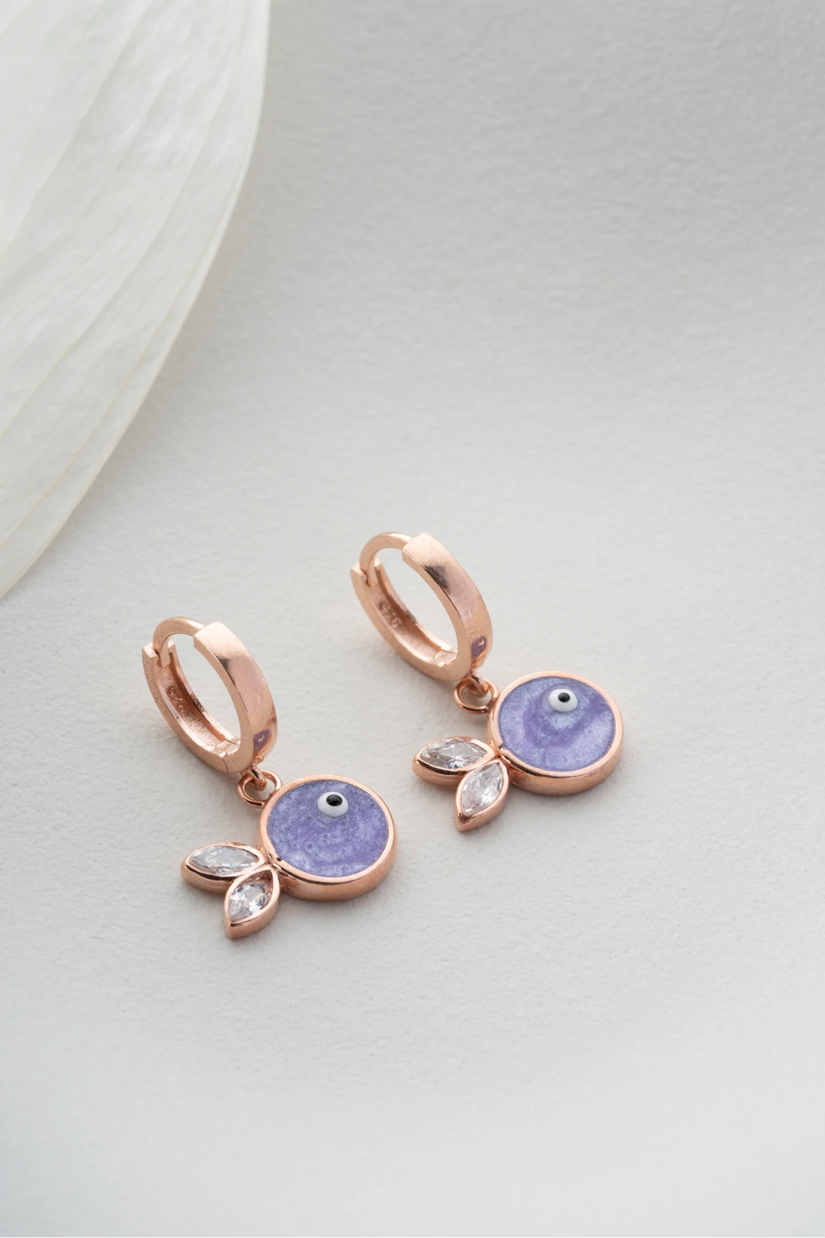 Gümüş Mor Mineli Balık Küpe