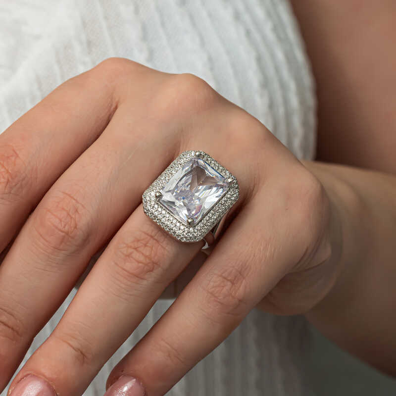 Gümüş Zirkon Taşlı Kadın Yüzük