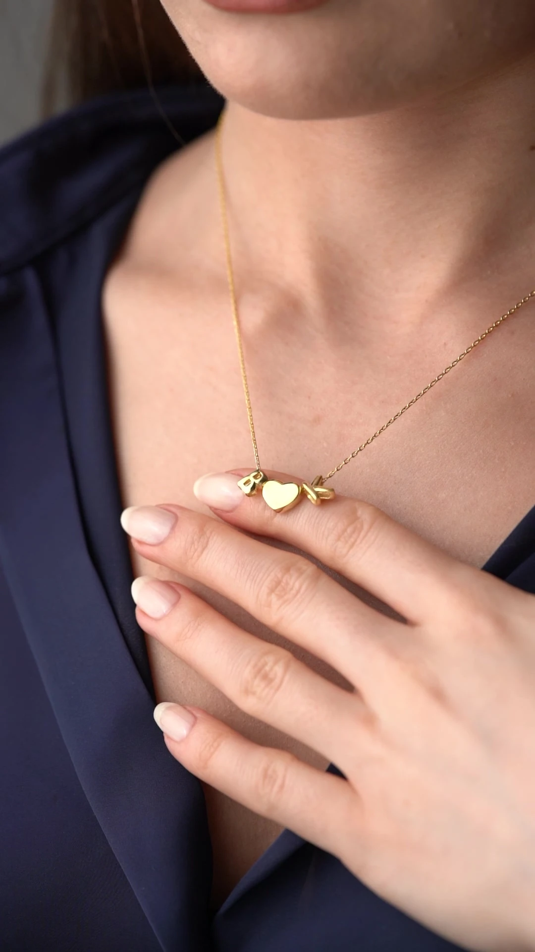 Gümüş Kalpli Harf Kolye