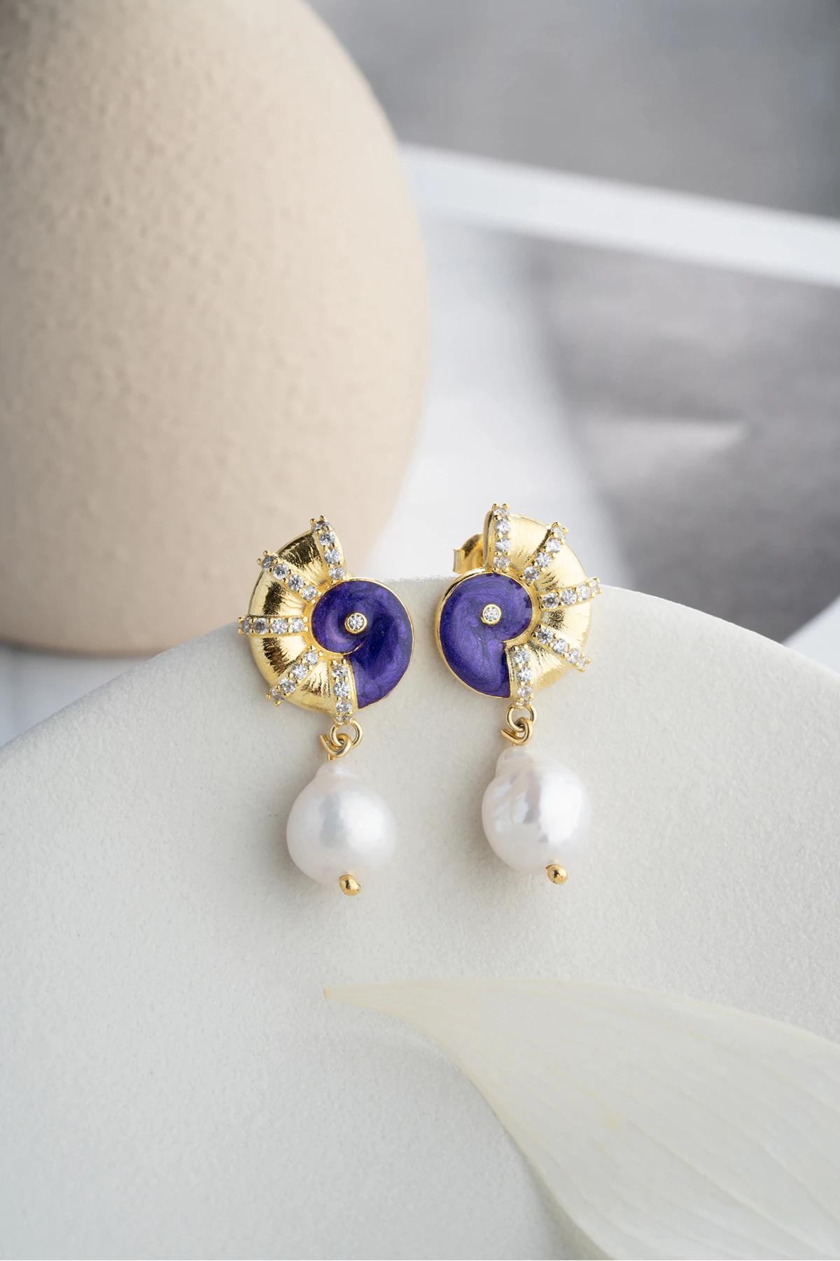 Gümüş Mor Mineli Salyangoz İncili Küpe