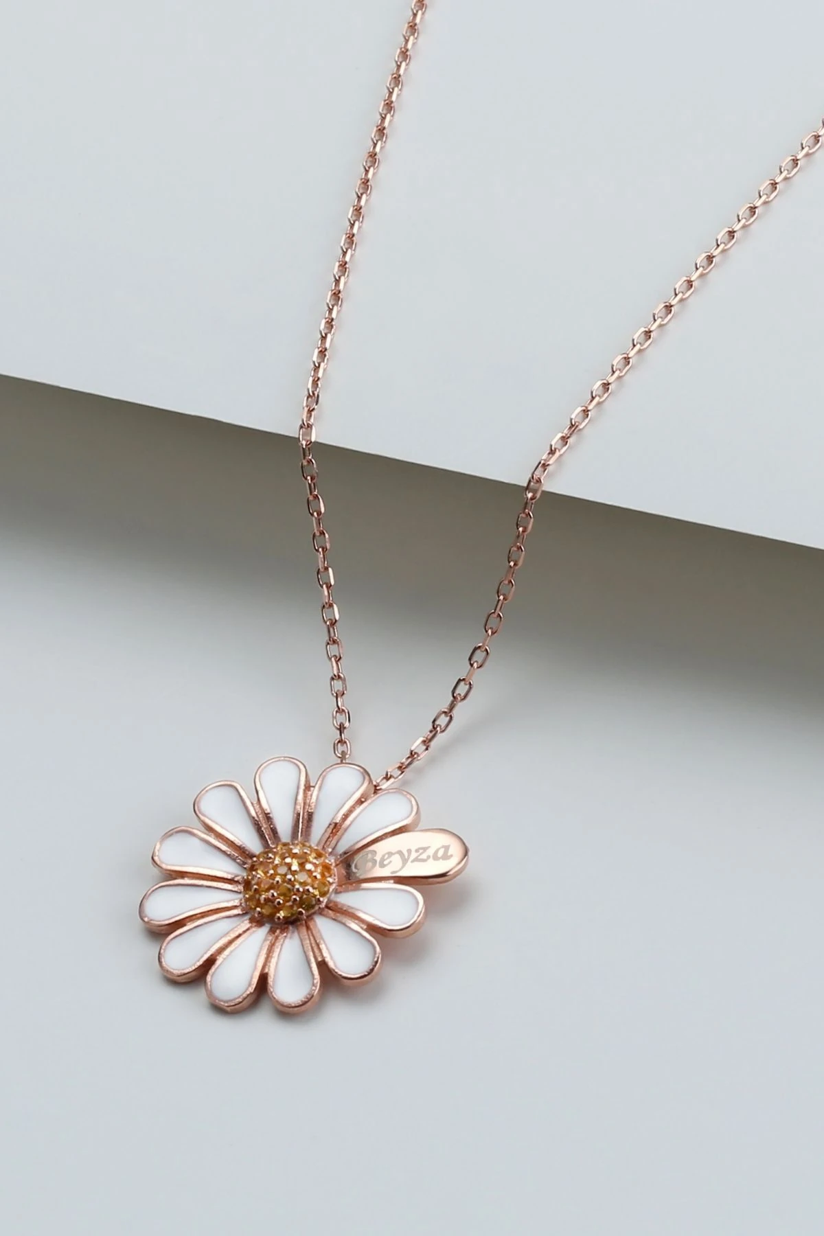 Gümüş Isimli Papatya Kolye