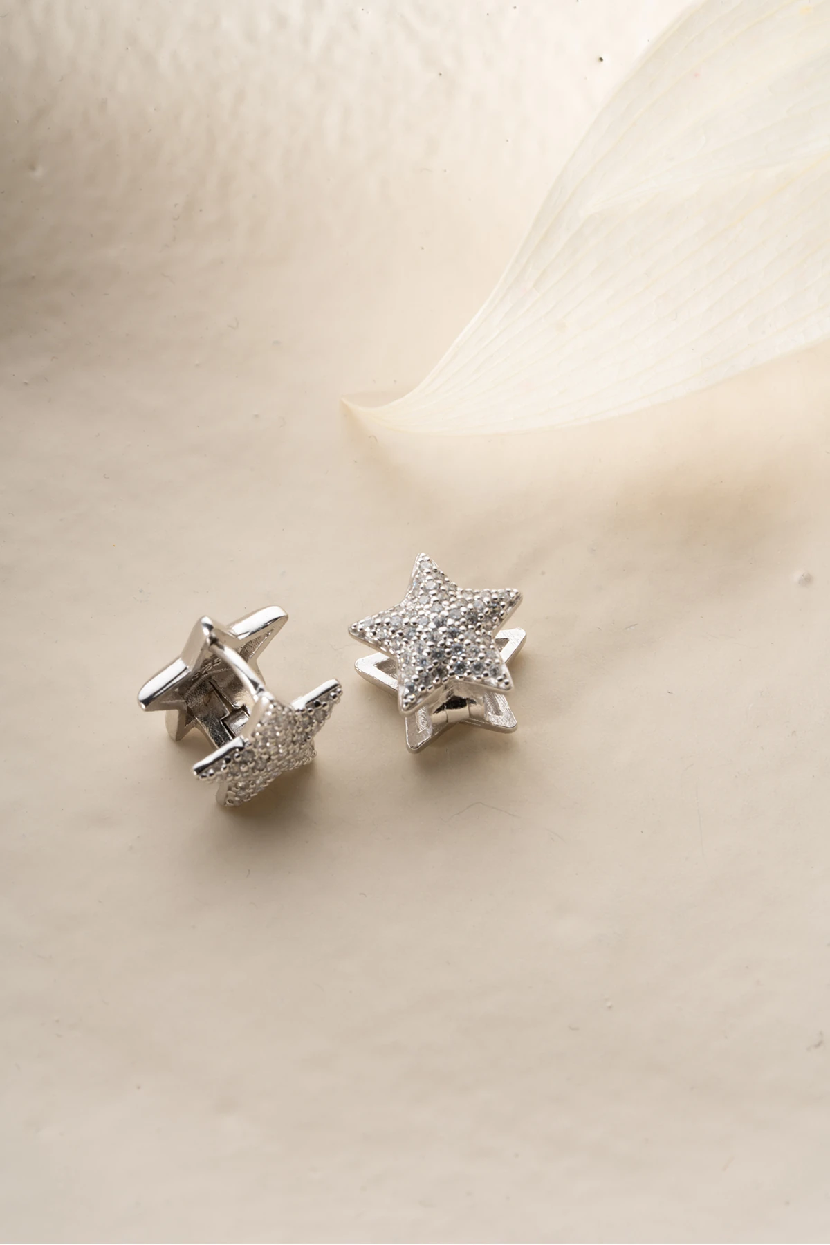 Gümüş Taşlı Yıldız Küpe