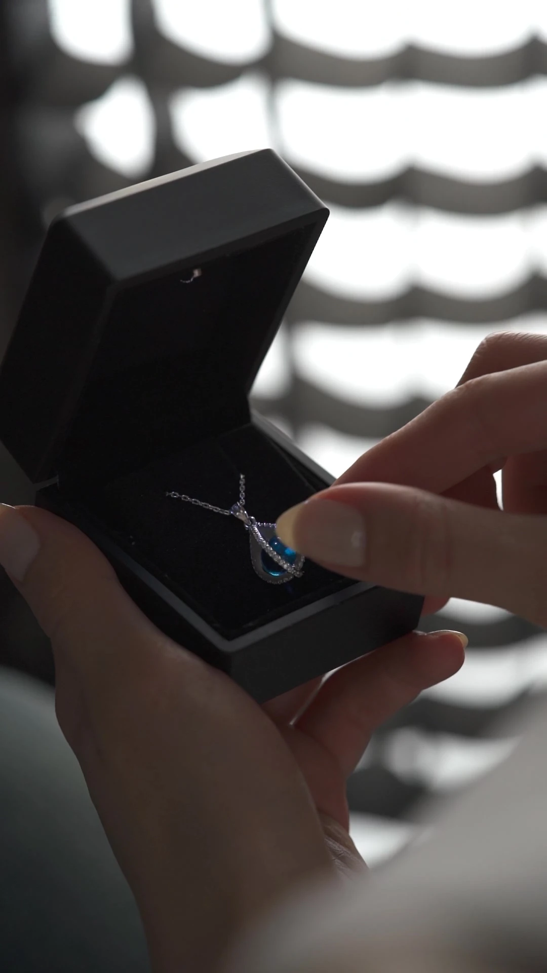 Gümüş Mavi Dönence Kolye