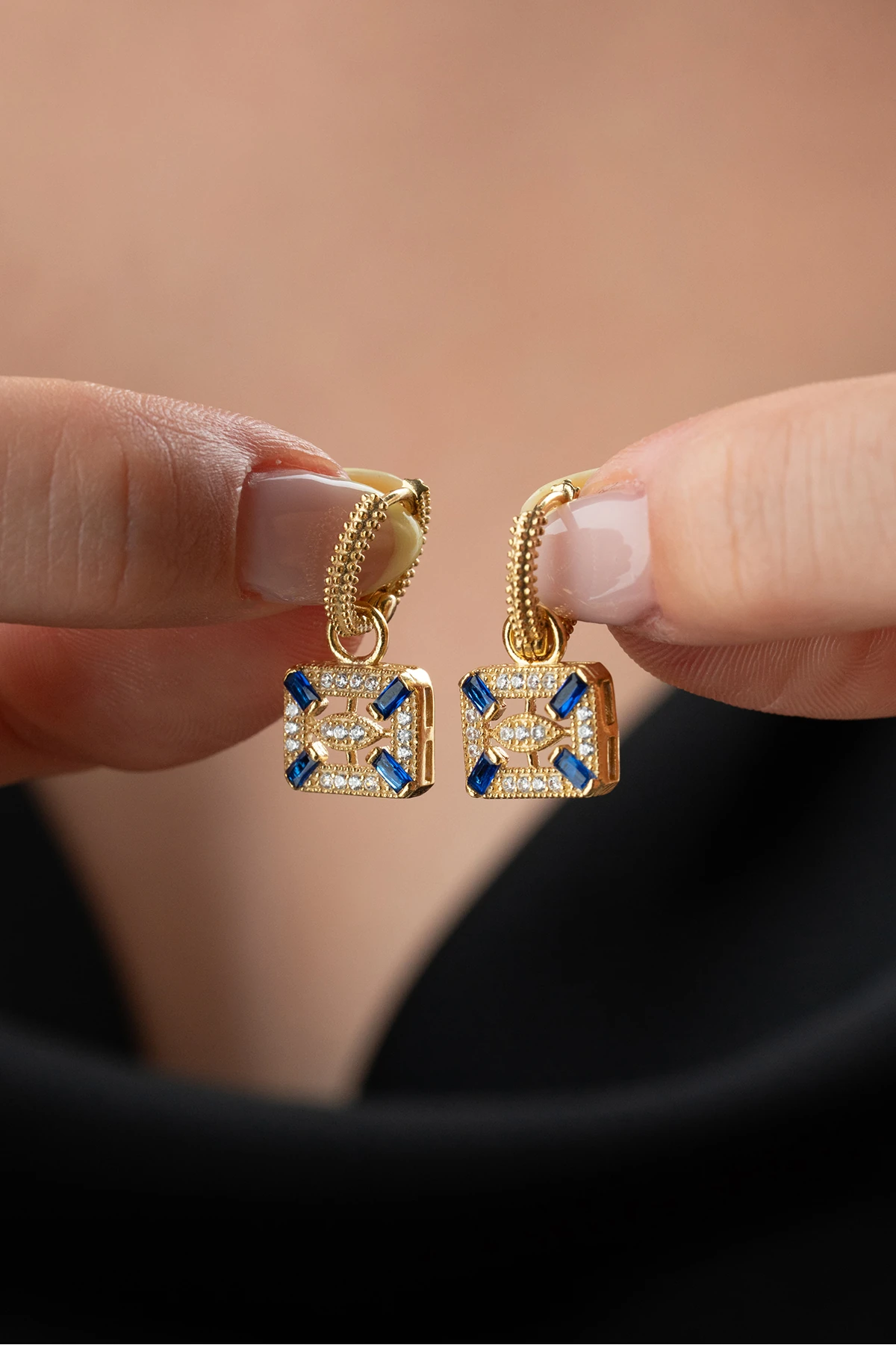 Gümüş Zirkon Taşlı Kadın Küpe