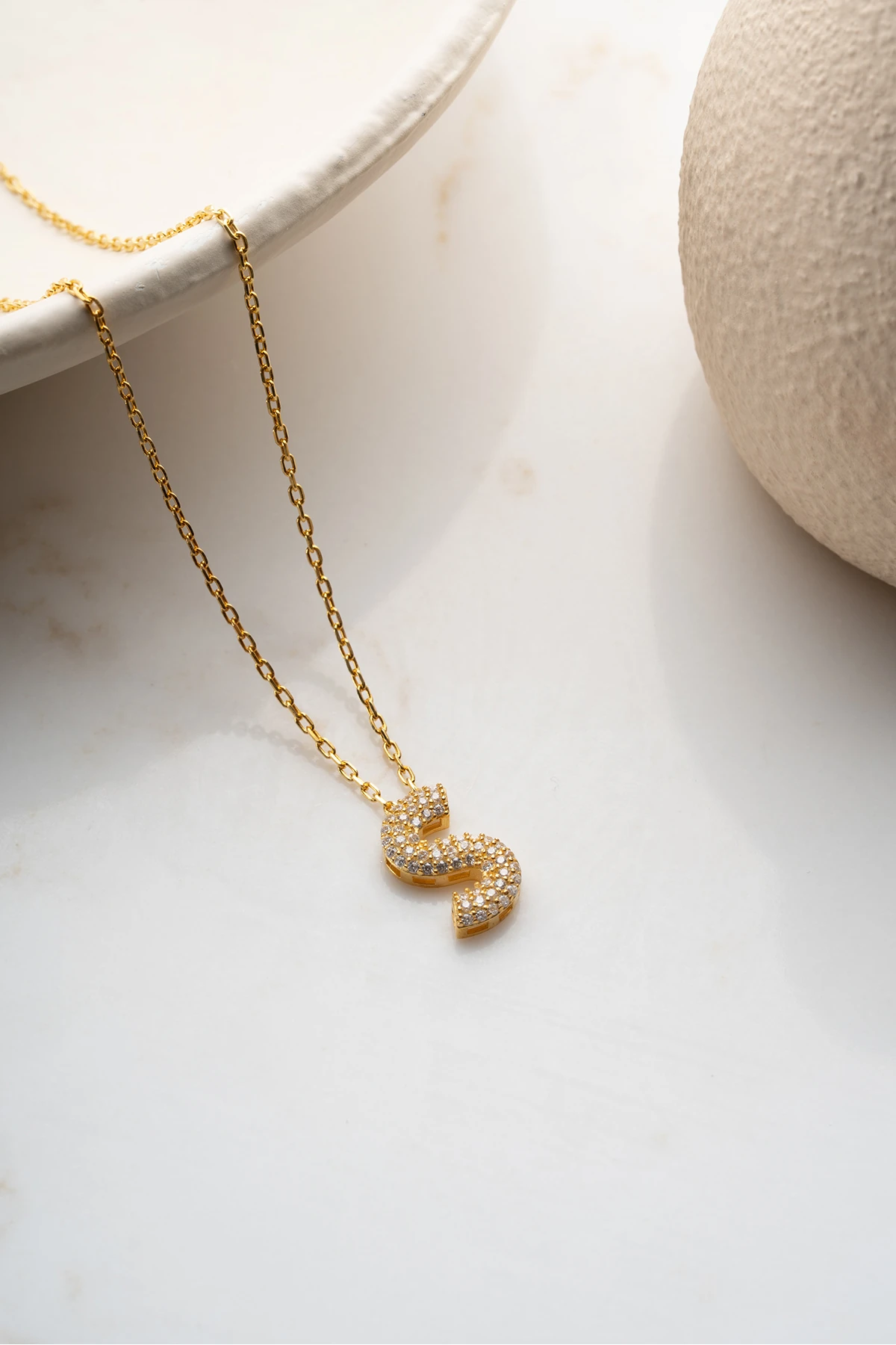 Gümüş Kişiye Özel Zirkon Taşlı Harf Kolye