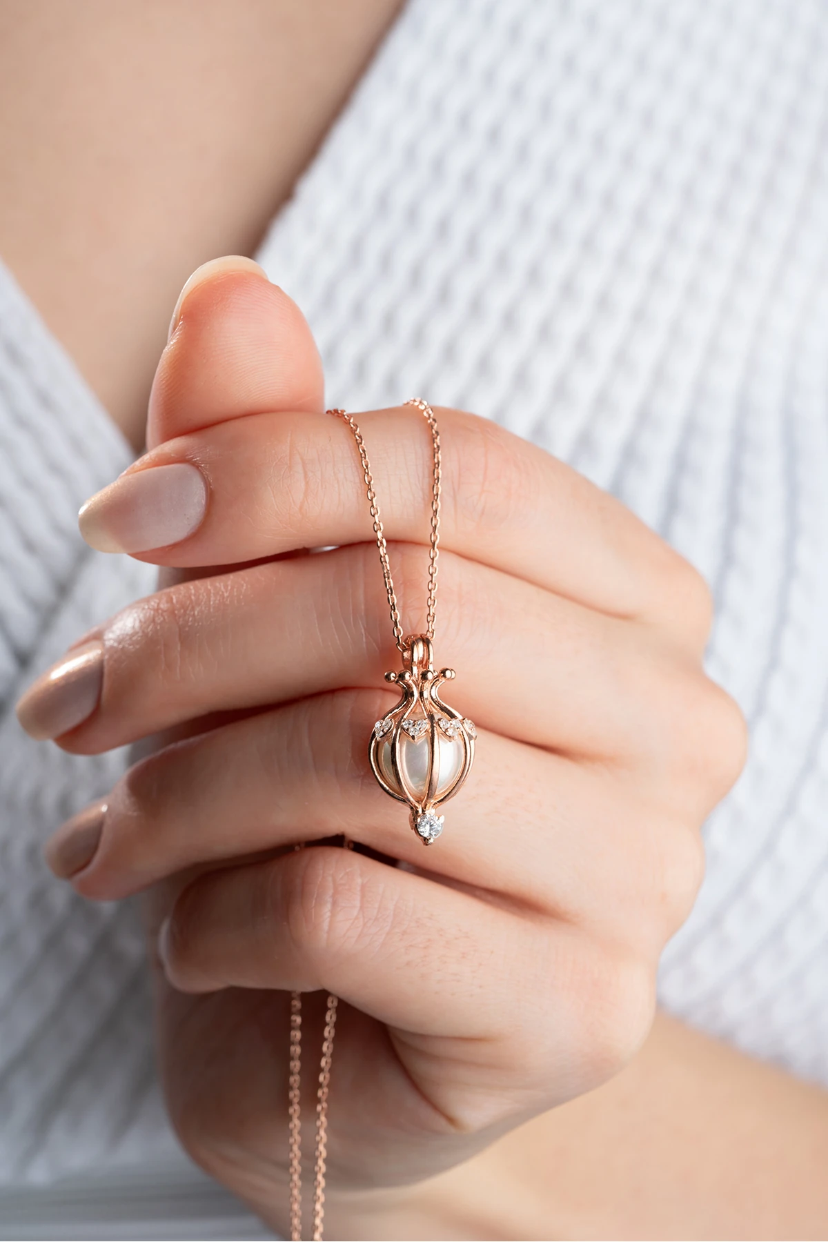 Gümüş Saklı İnci Kolye