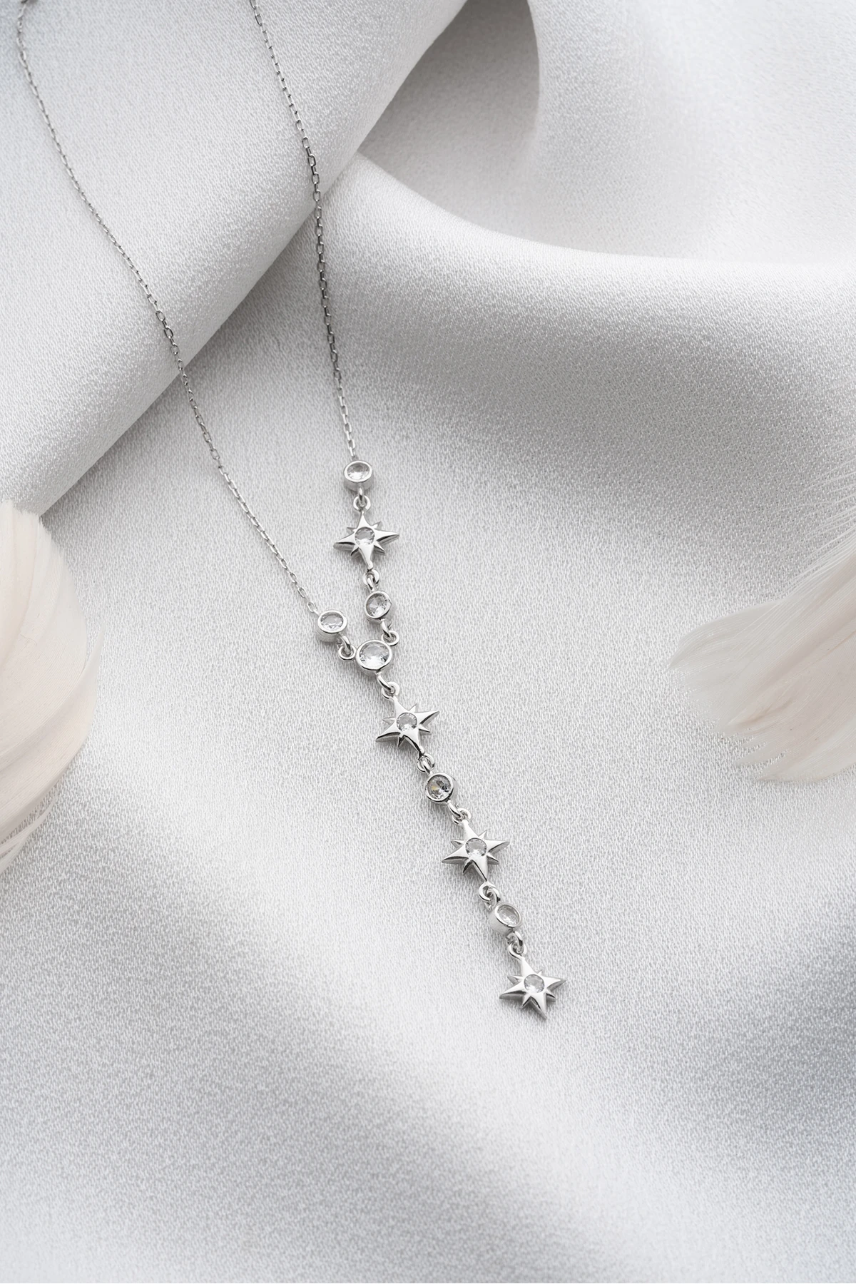 Gümüş Akışlı Kutup Yıldızı Kolye