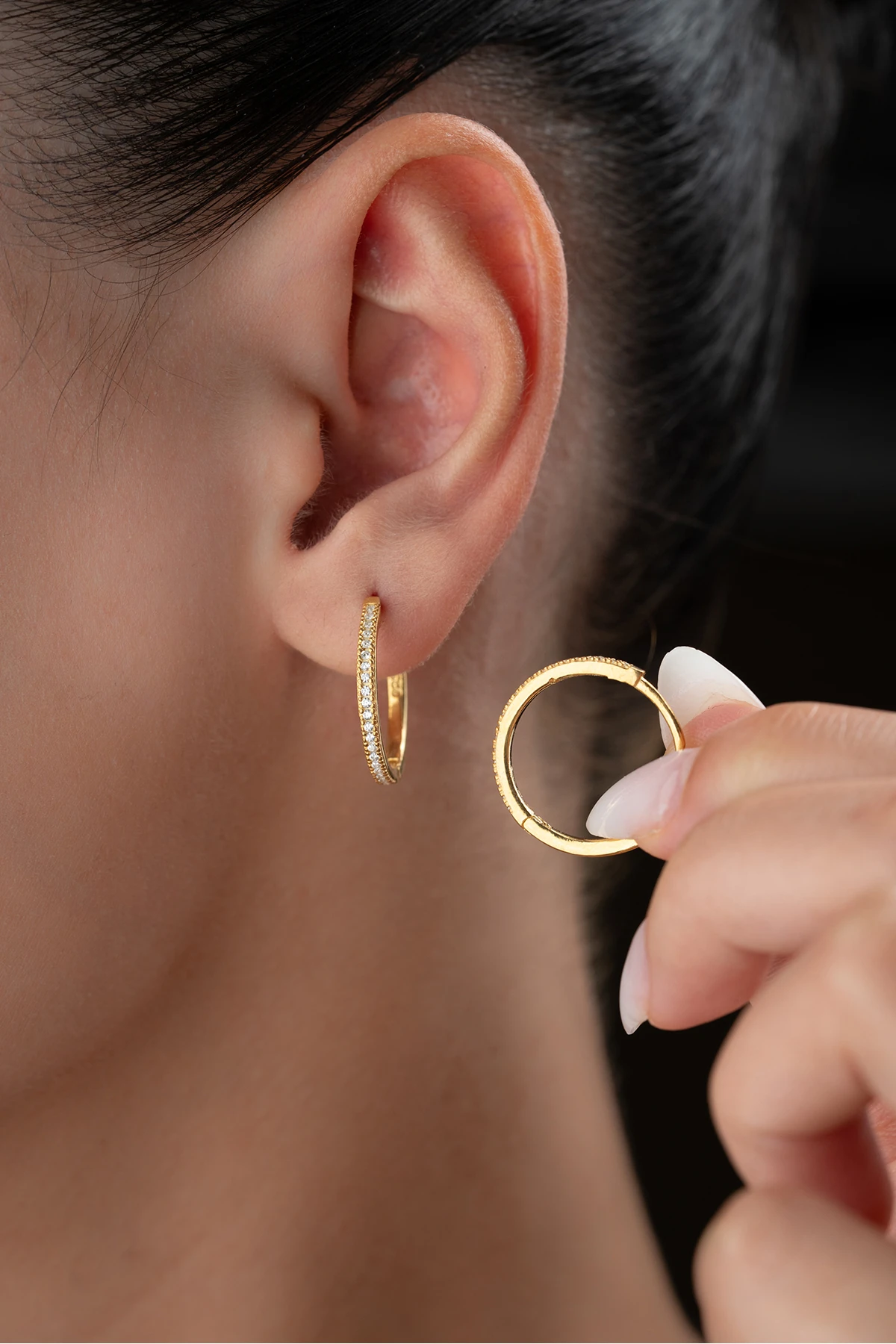 Gümüş Taşlı Halka Küpe