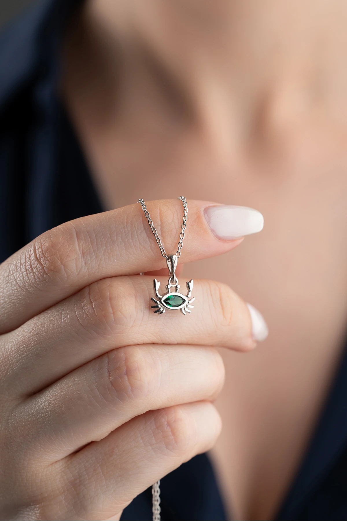 Gümüş Yengeç Model Kolye