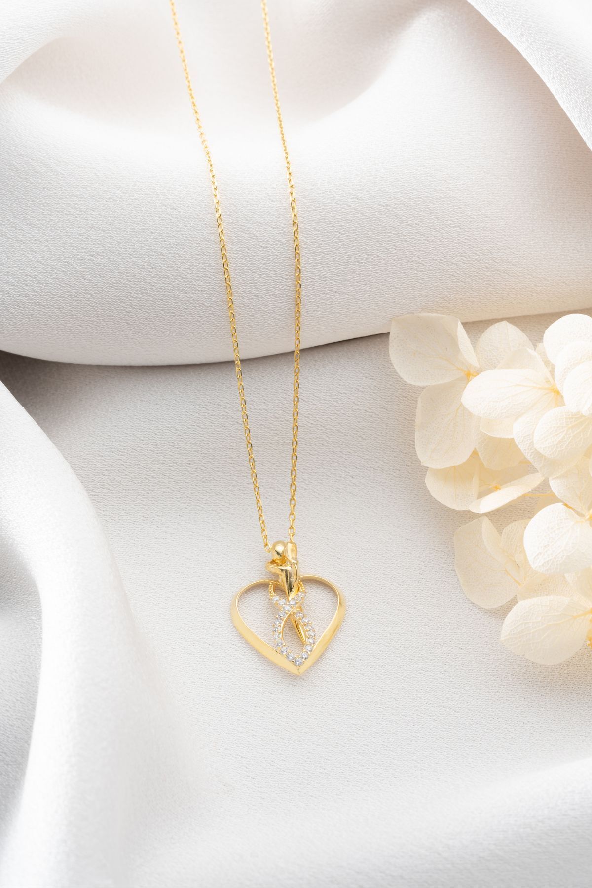 Gümüş Kalp Sarılan Çift Kolye